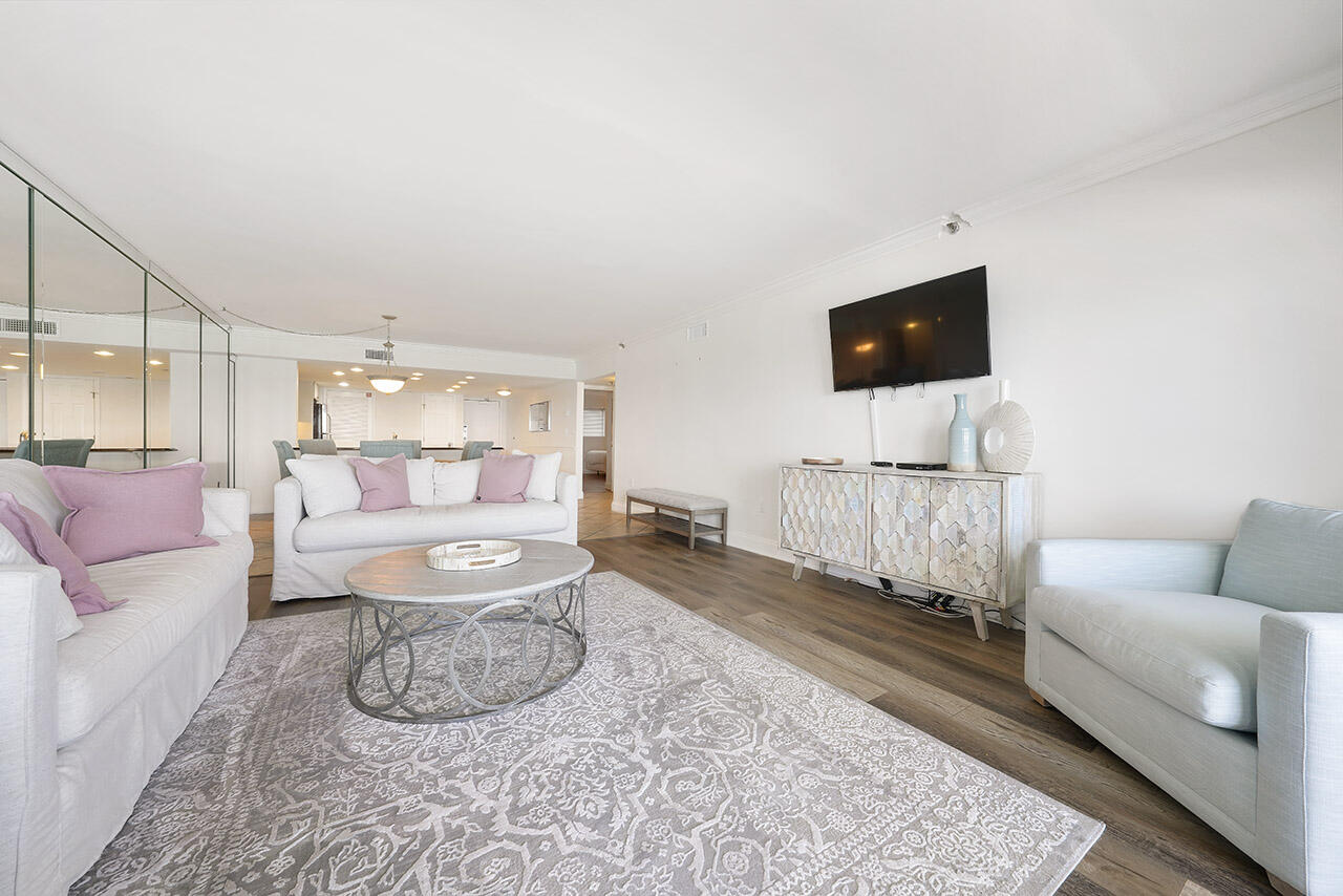 BREAKERS EAST CONDO - Residential