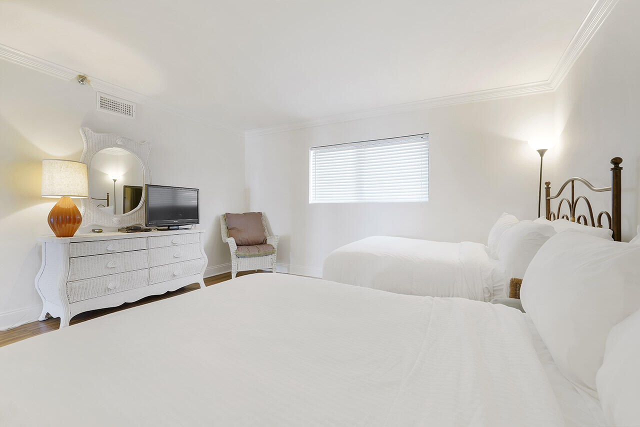 BREAKERS EAST CONDO - Residential