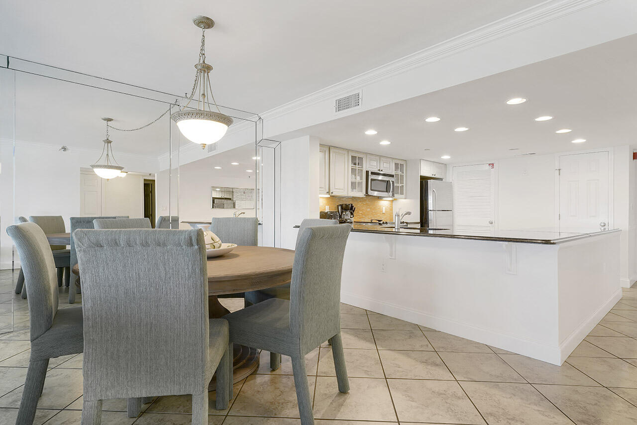 BREAKERS EAST CONDO - Residential