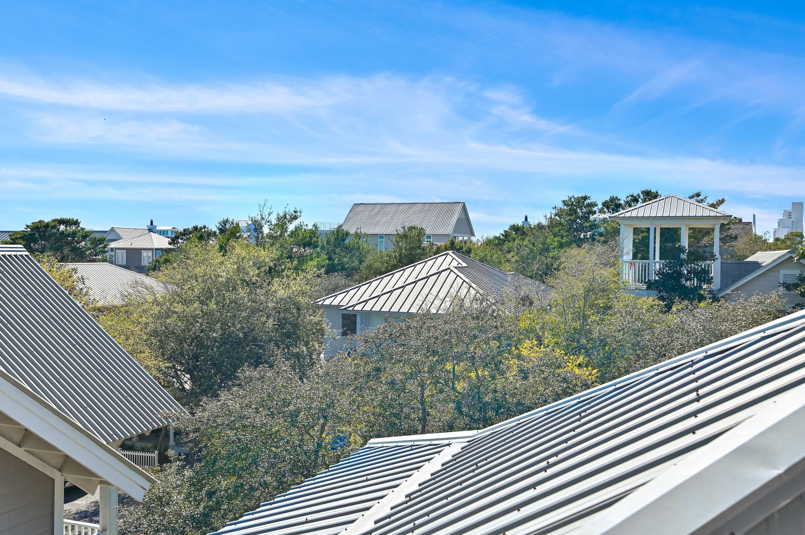 SUMMER'S EDGE - Residential