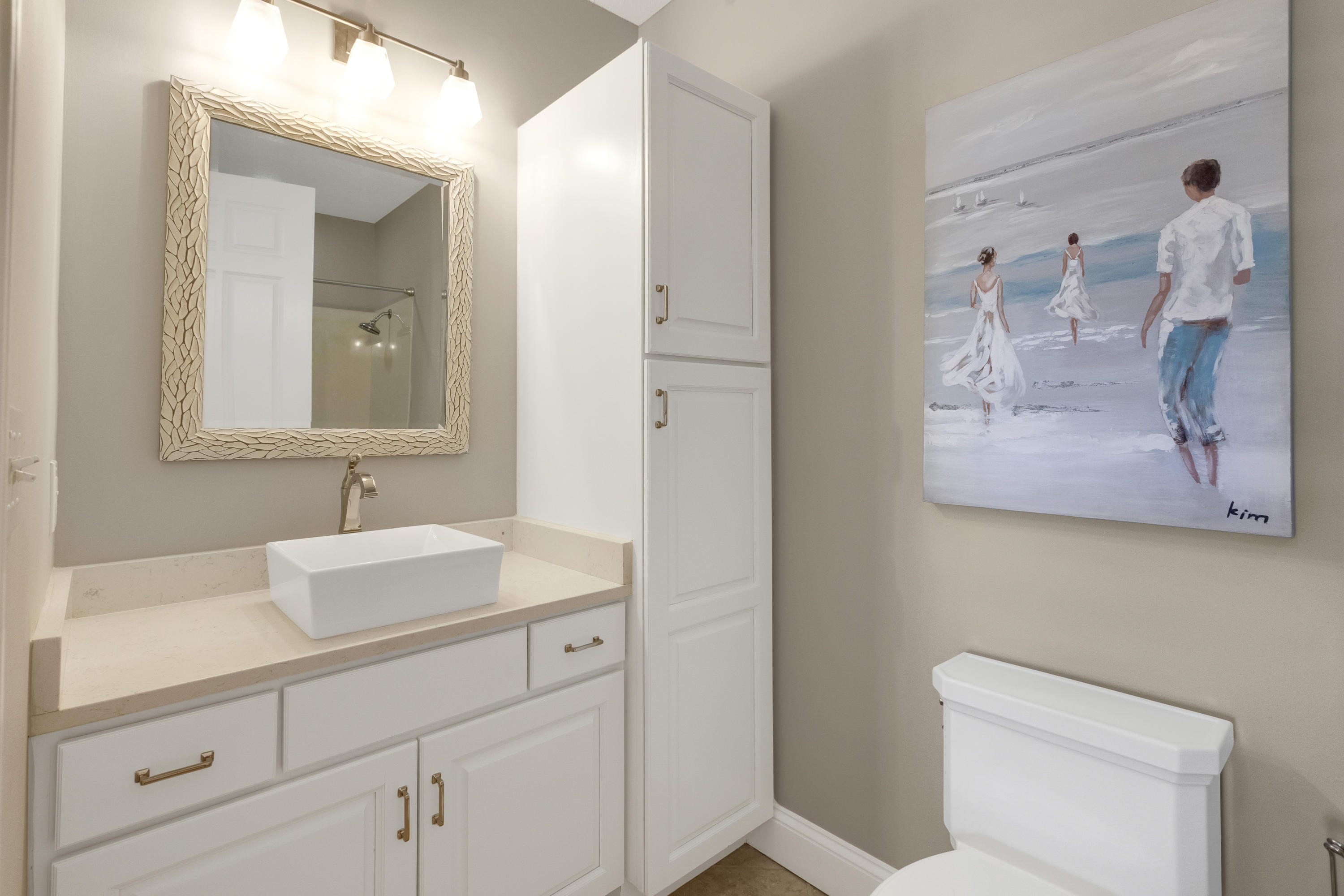 ALEXANDER AT PALM COURT - Residential