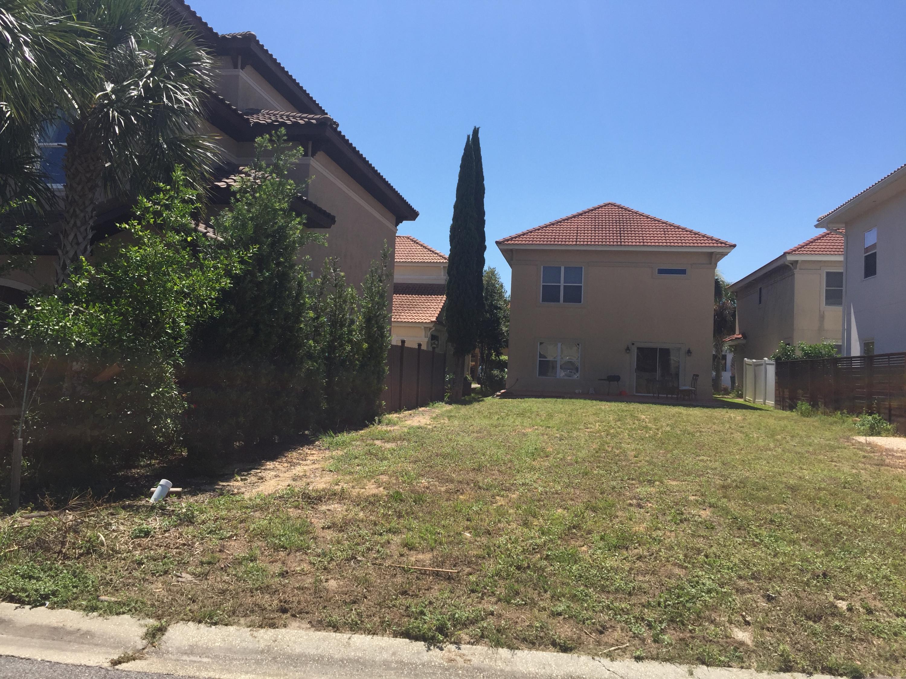 CALUSA BAY S/D - Land