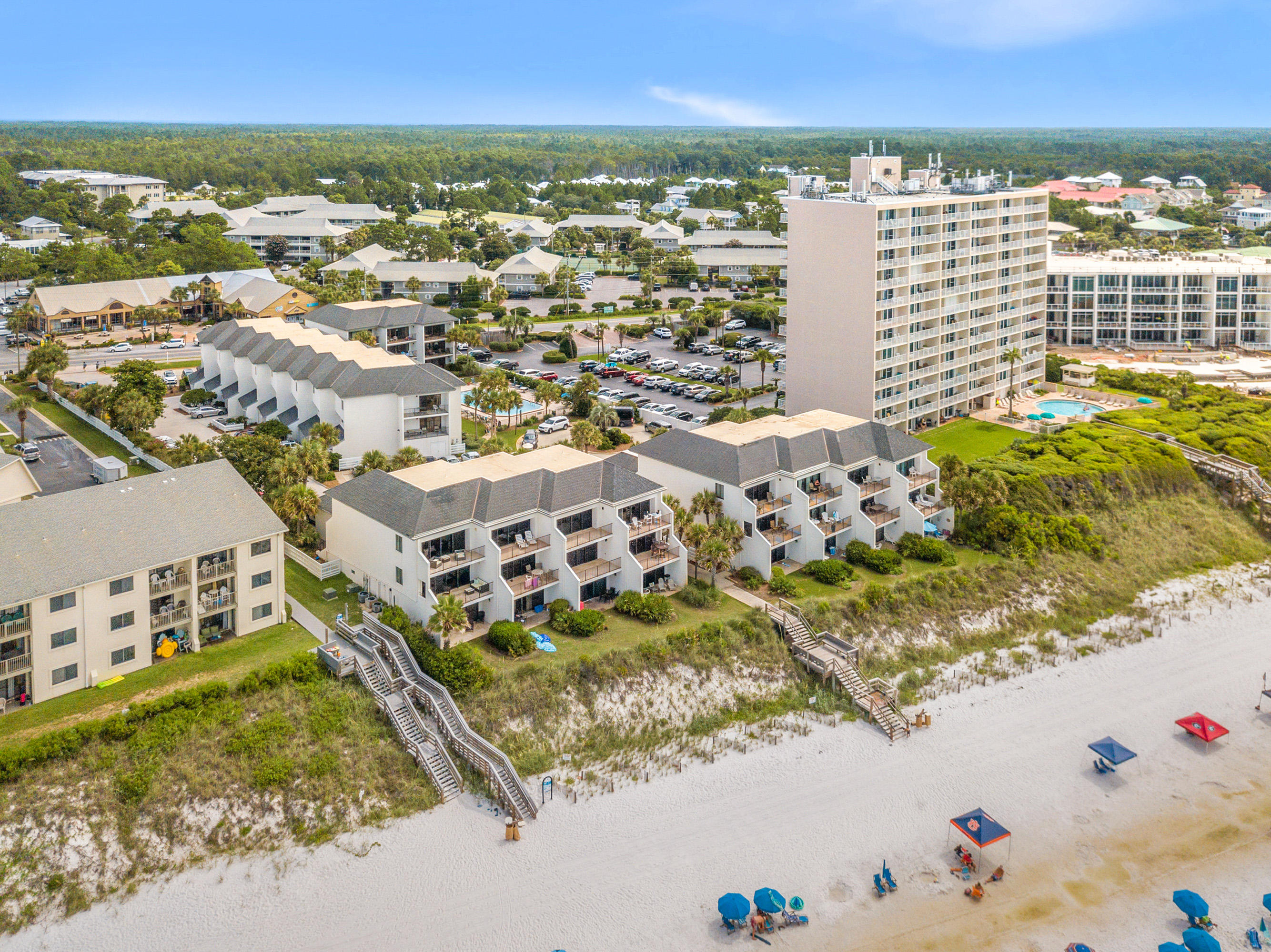 EMERALD HILL CONDO PH 3 - Residential