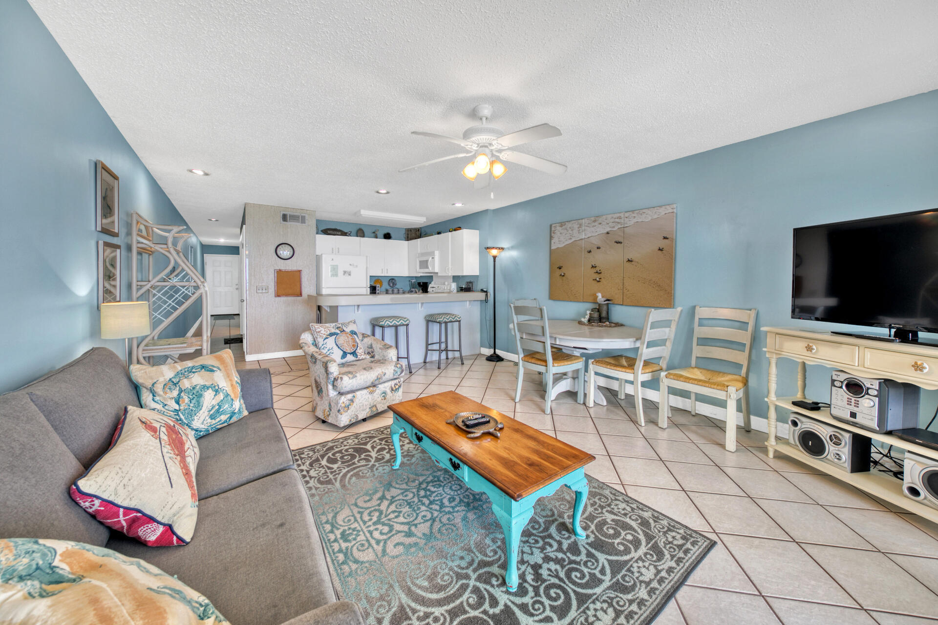 MISTRAL CONDO - Residential