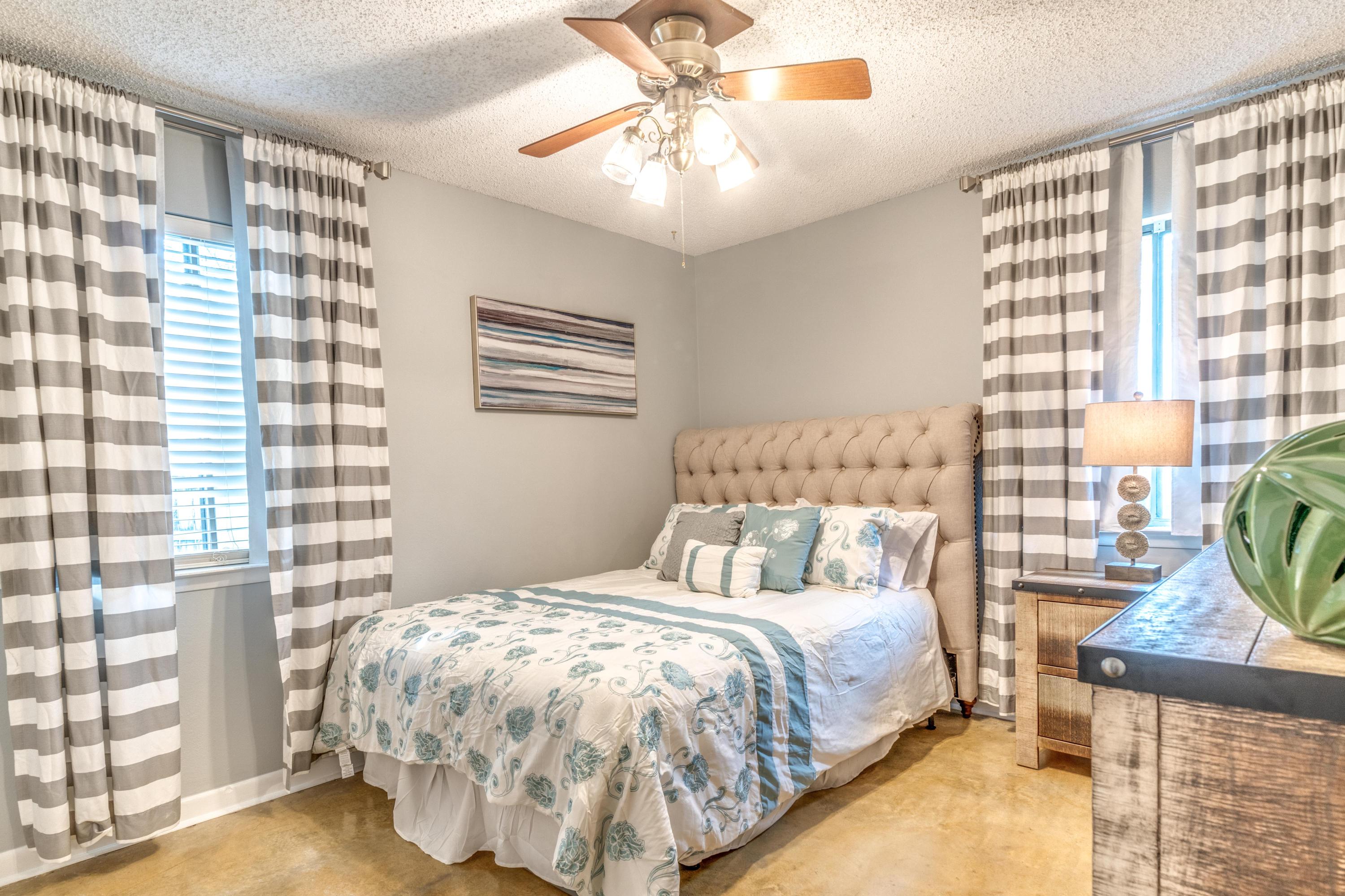 SEA HILLS 3RD - Residential