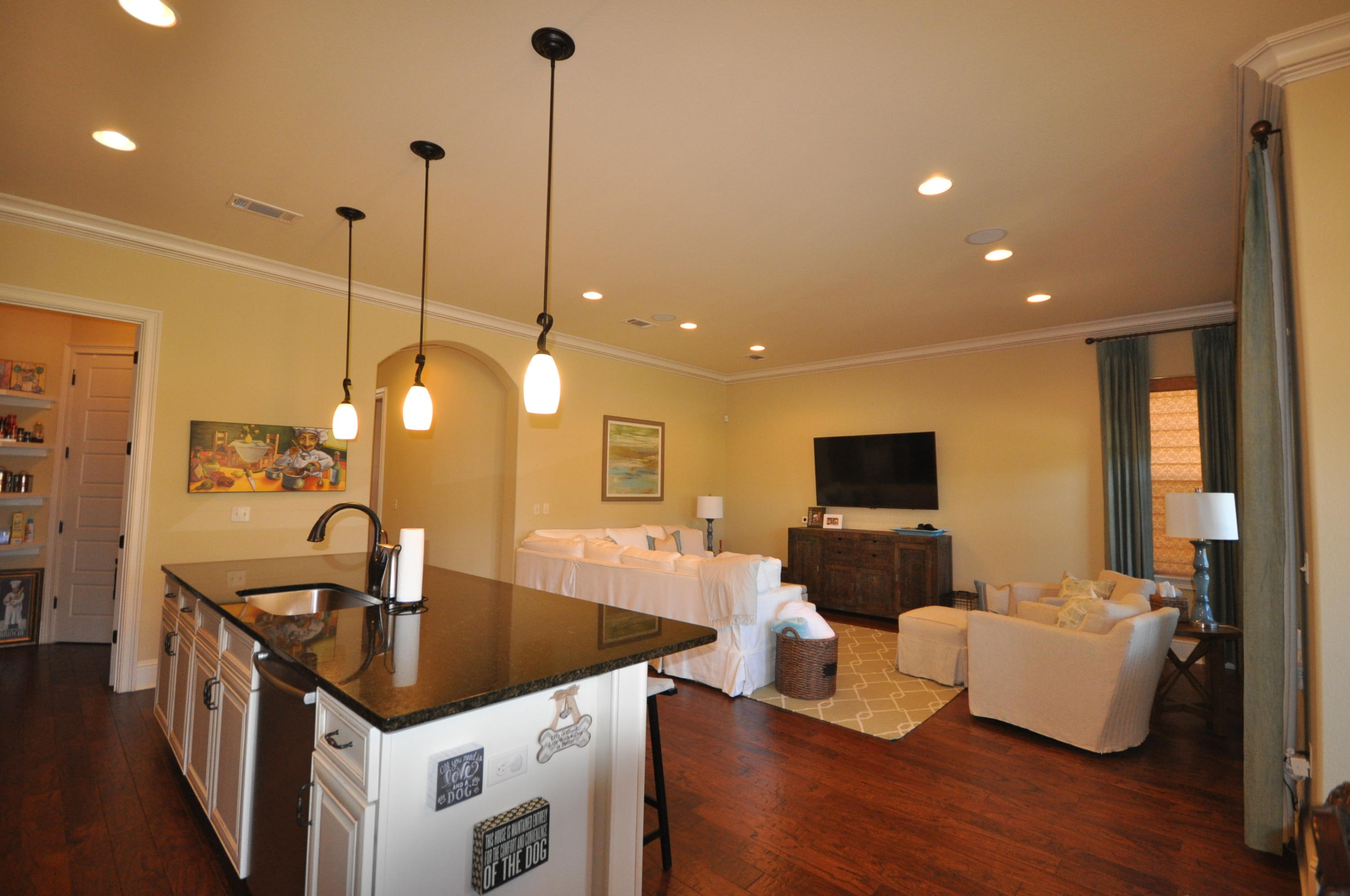 VILLA LAGO - Residential