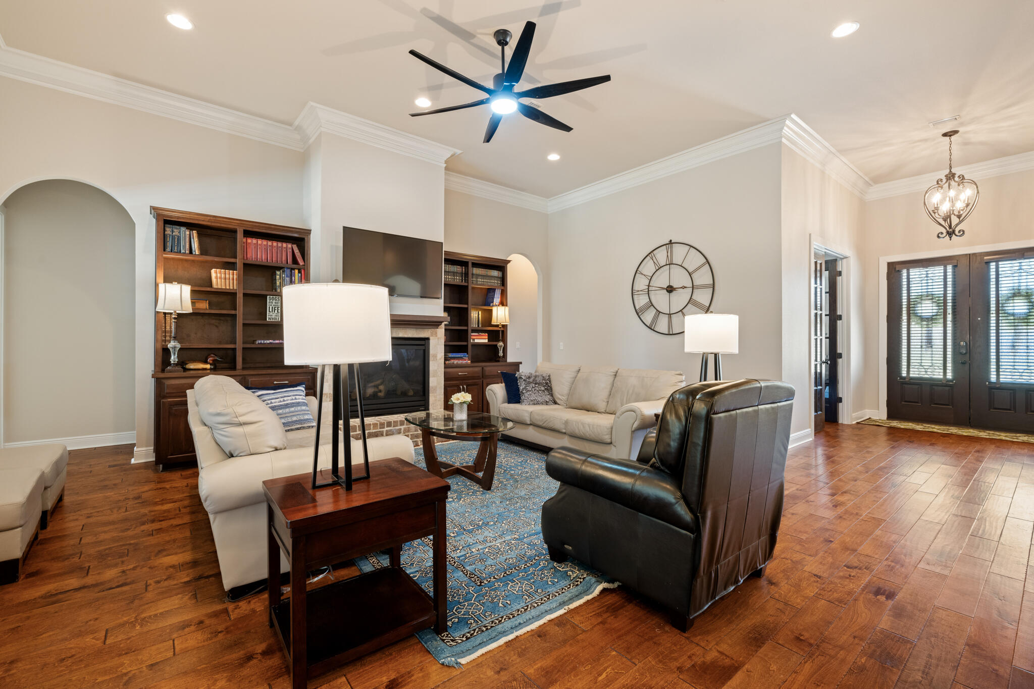 LAURELWOOD ESTATES - Residential