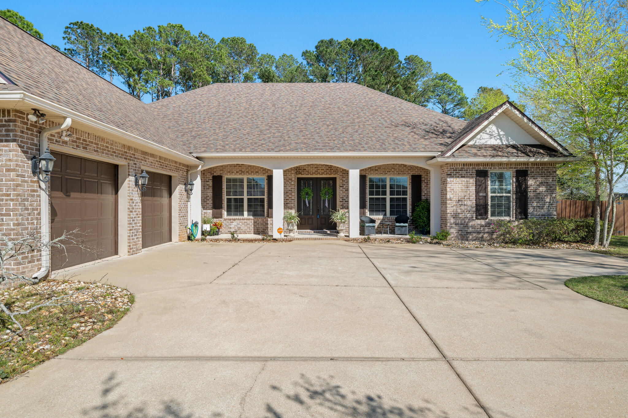 LAURELWOOD ESTATES - Residential