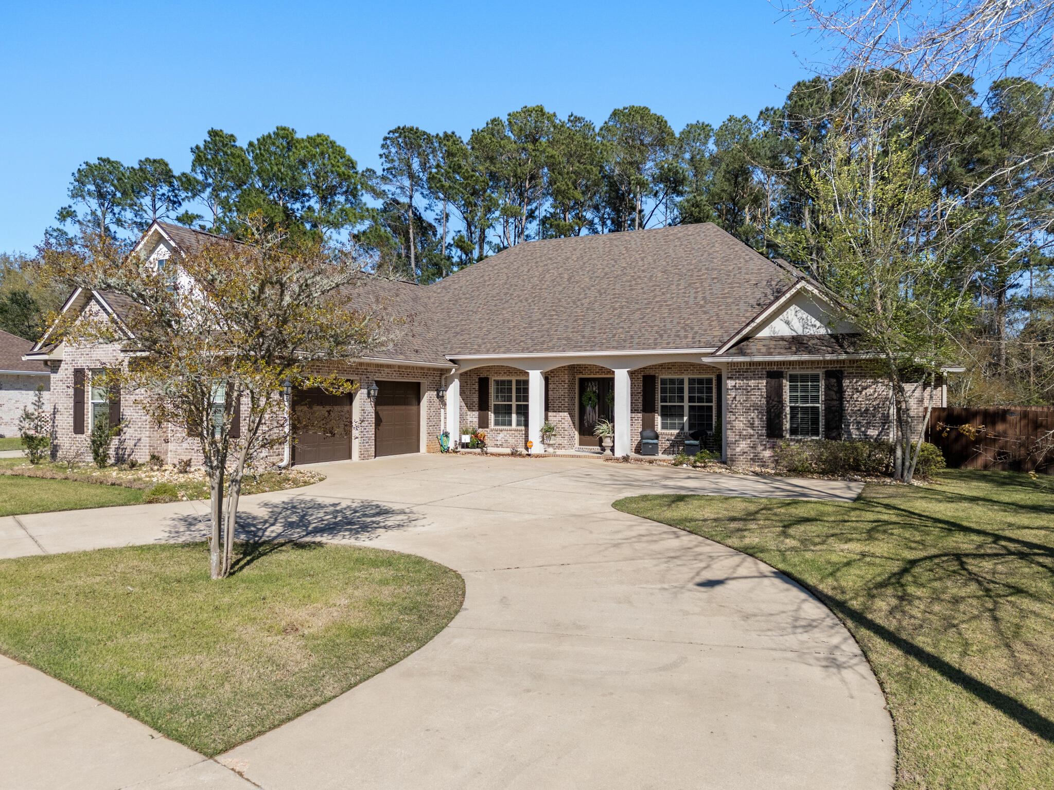 LAURELWOOD ESTATES - Residential