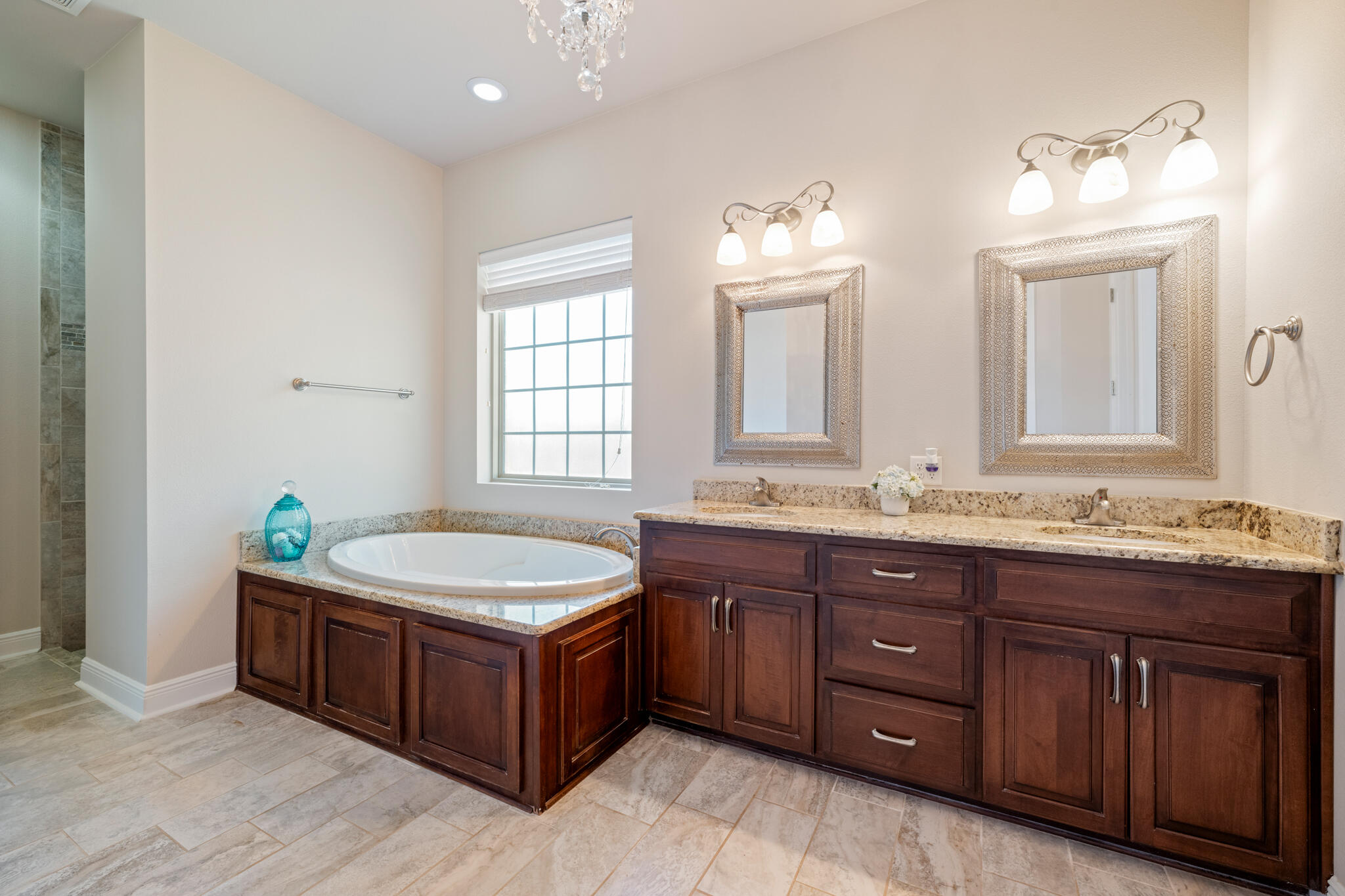 LAURELWOOD ESTATES - Residential