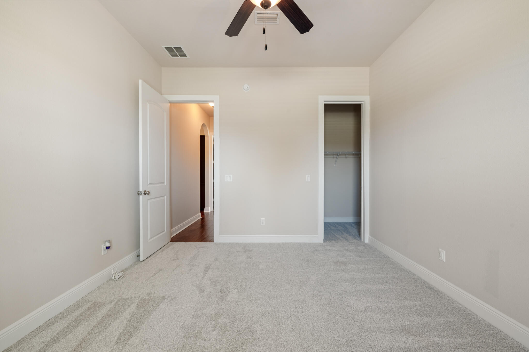 LAURELWOOD ESTATES - Residential