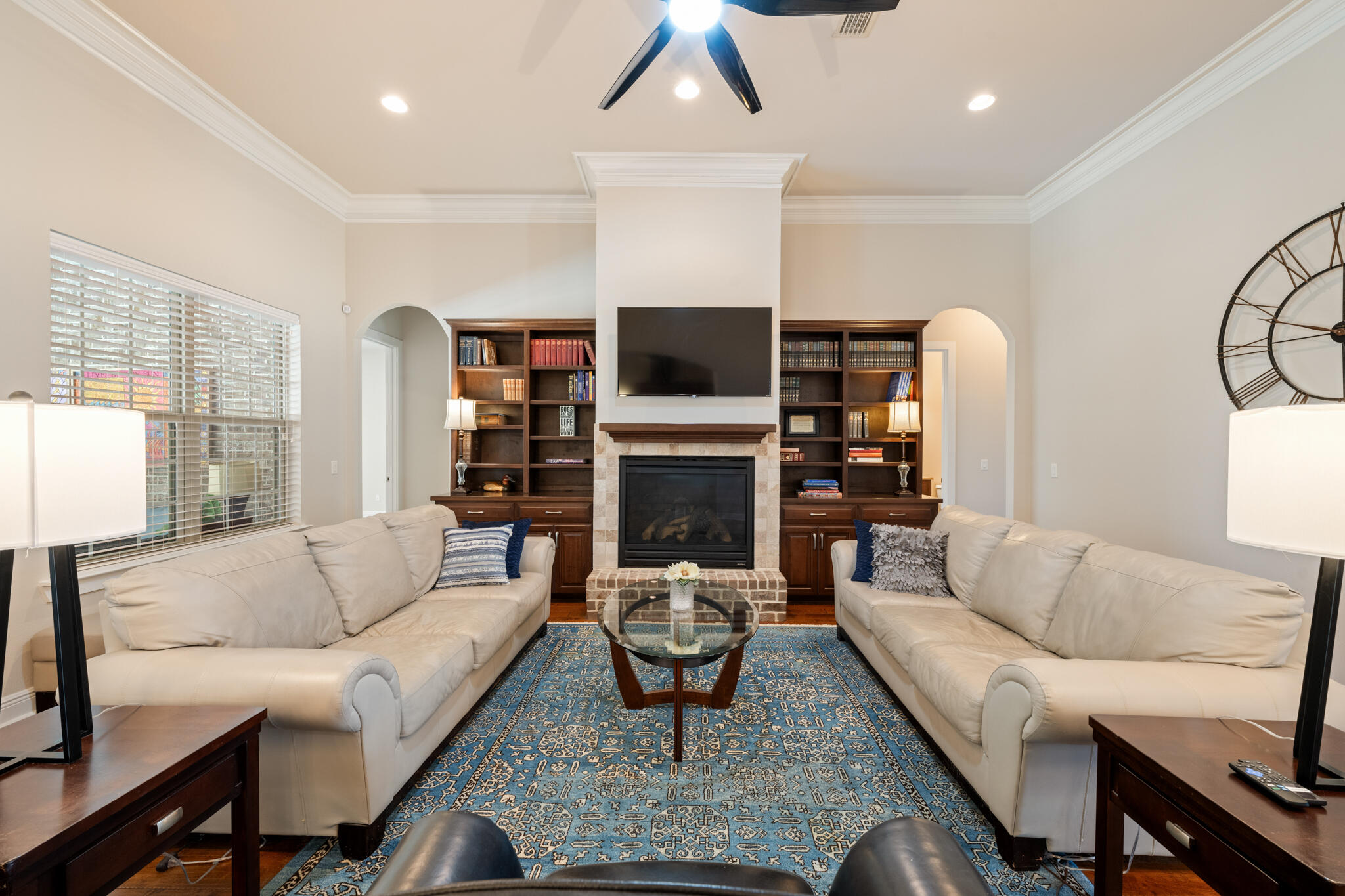 LAURELWOOD ESTATES - Residential