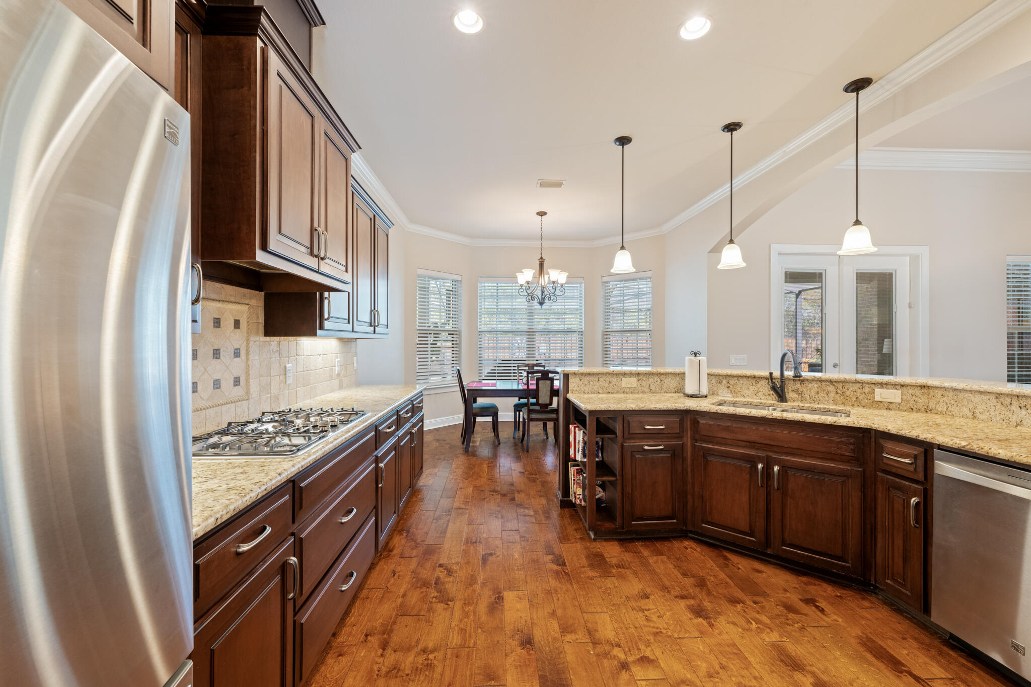 LAURELWOOD ESTATES - Residential