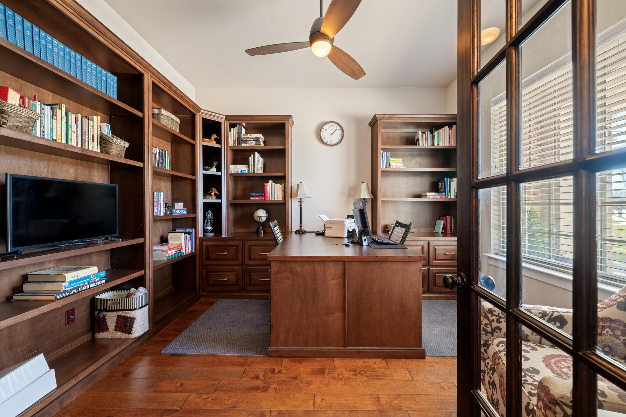 LAURELWOOD ESTATES - Residential