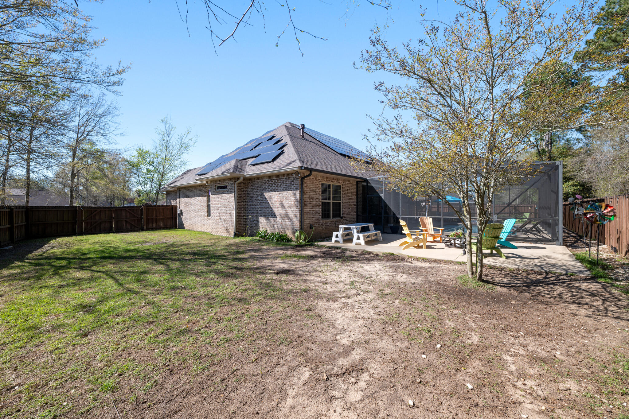 LAURELWOOD ESTATES - Residential