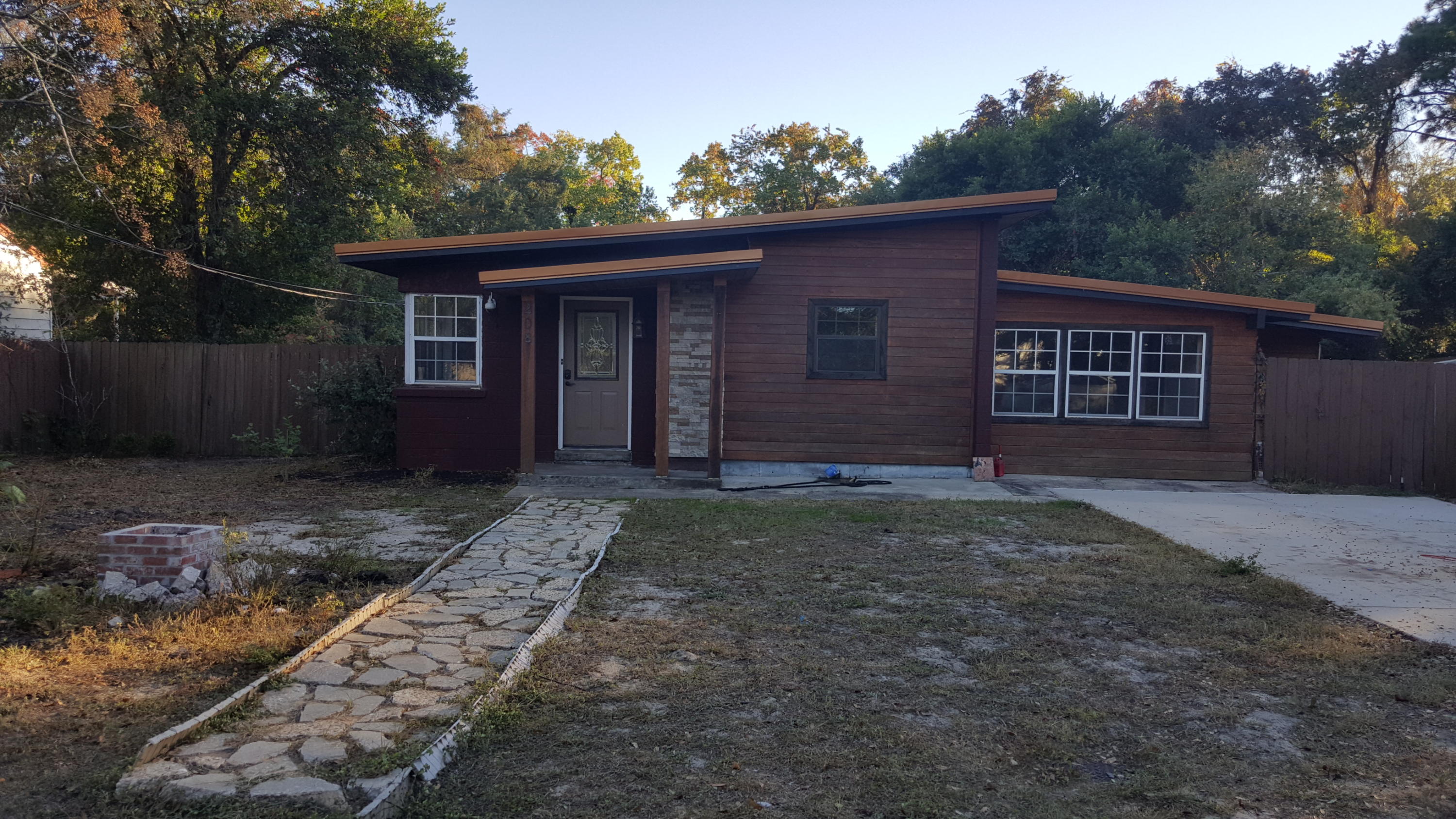 GARNIERS BEACH - Residential