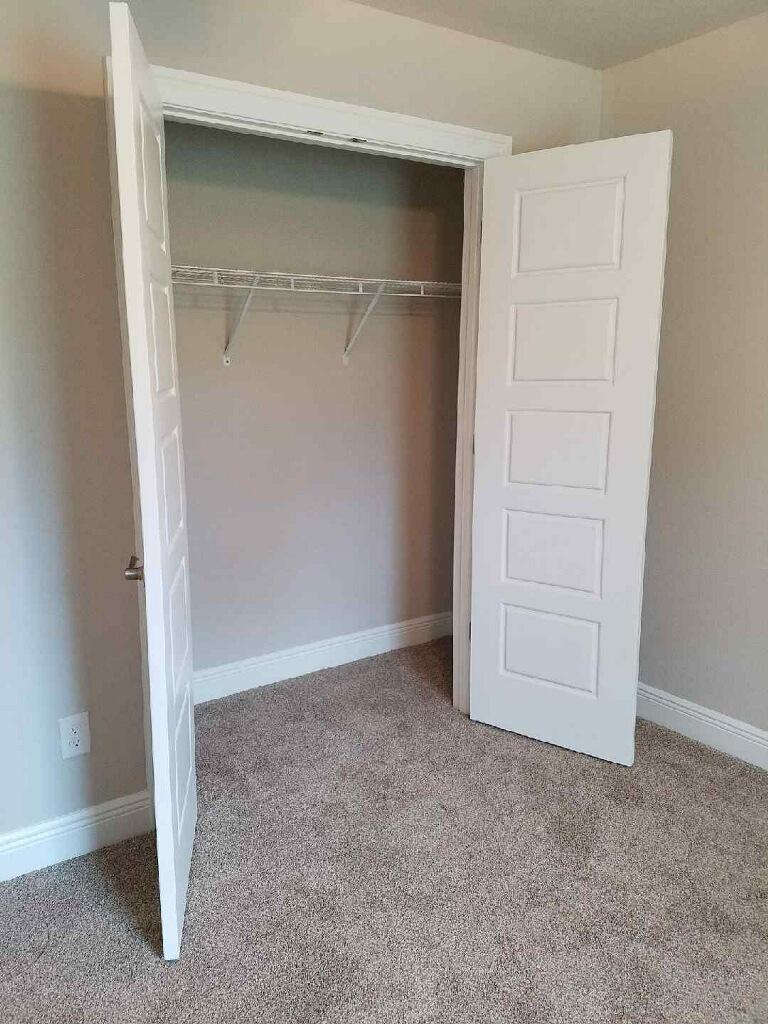 EVERGREEN SHORES - Residential