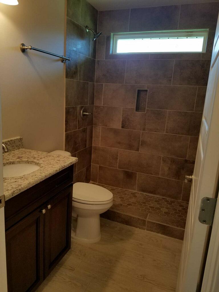 EVERGREEN SHORES - Residential