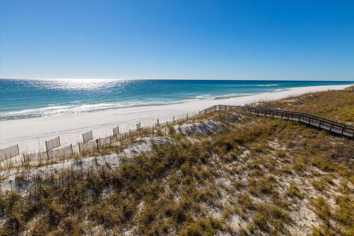 VILLAS ON THE GULF - Residential