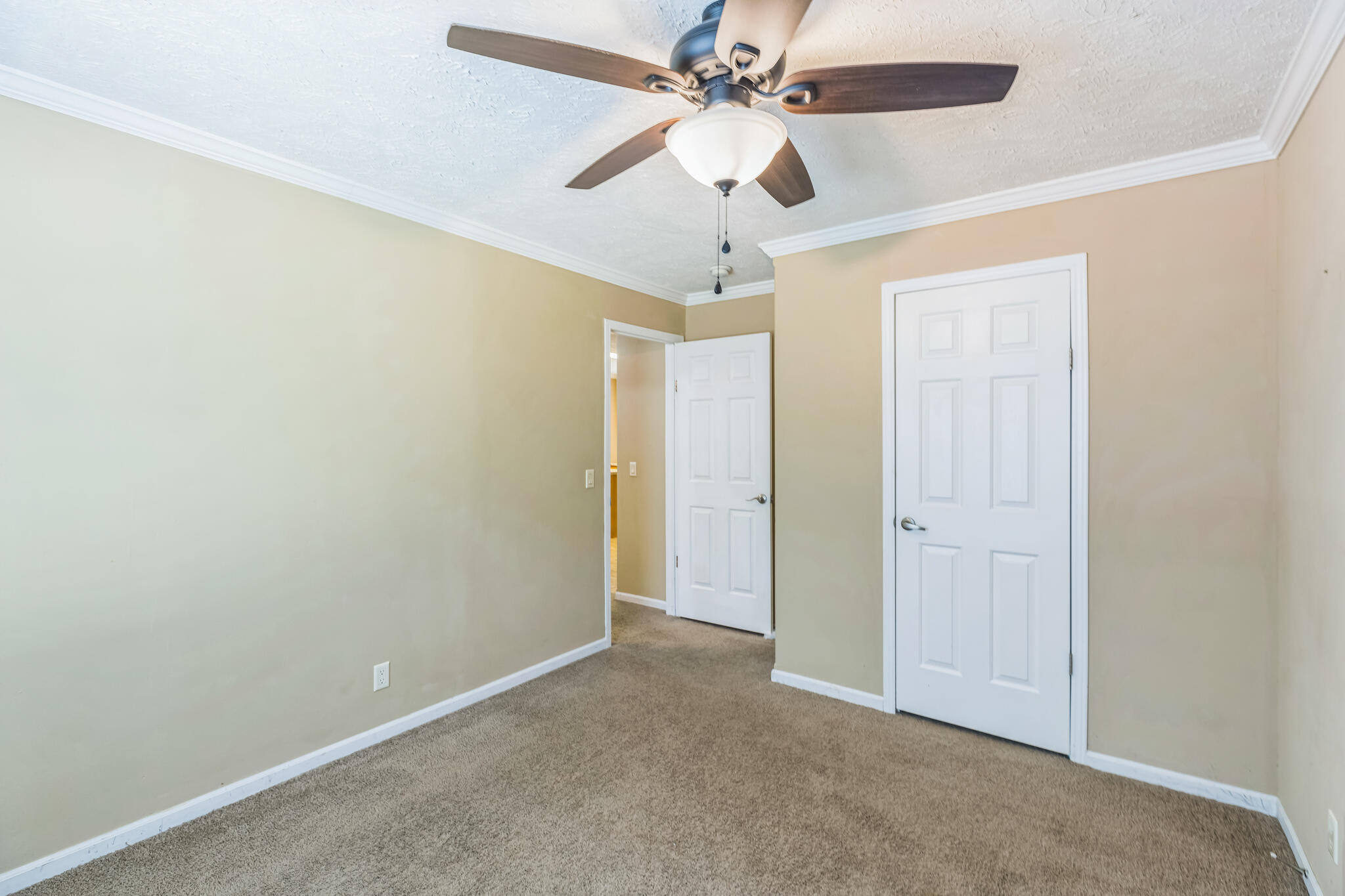 NO RECORDED SUBDIVISION - Residential