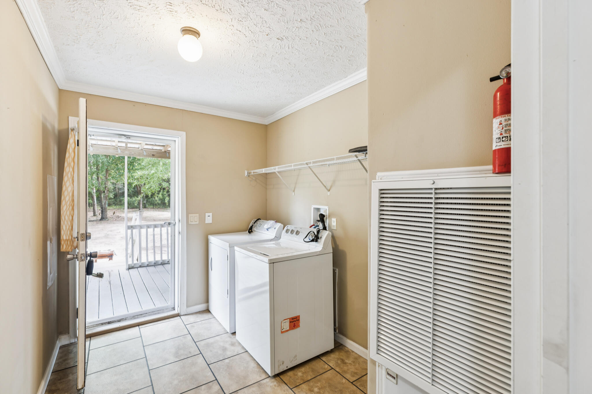 NO RECORDED SUBDIVISION - Residential
