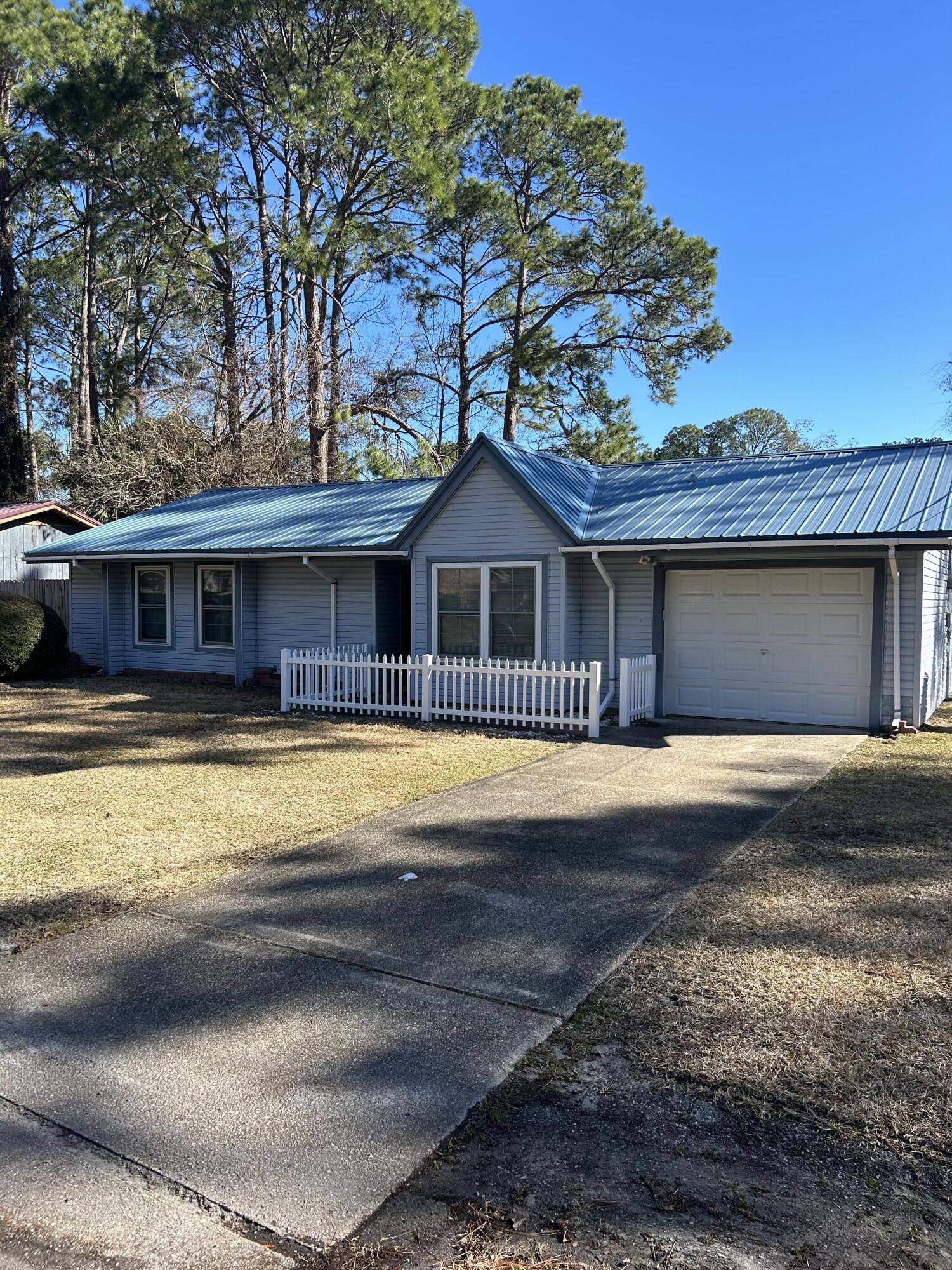 PINE MEADOWS - Residential