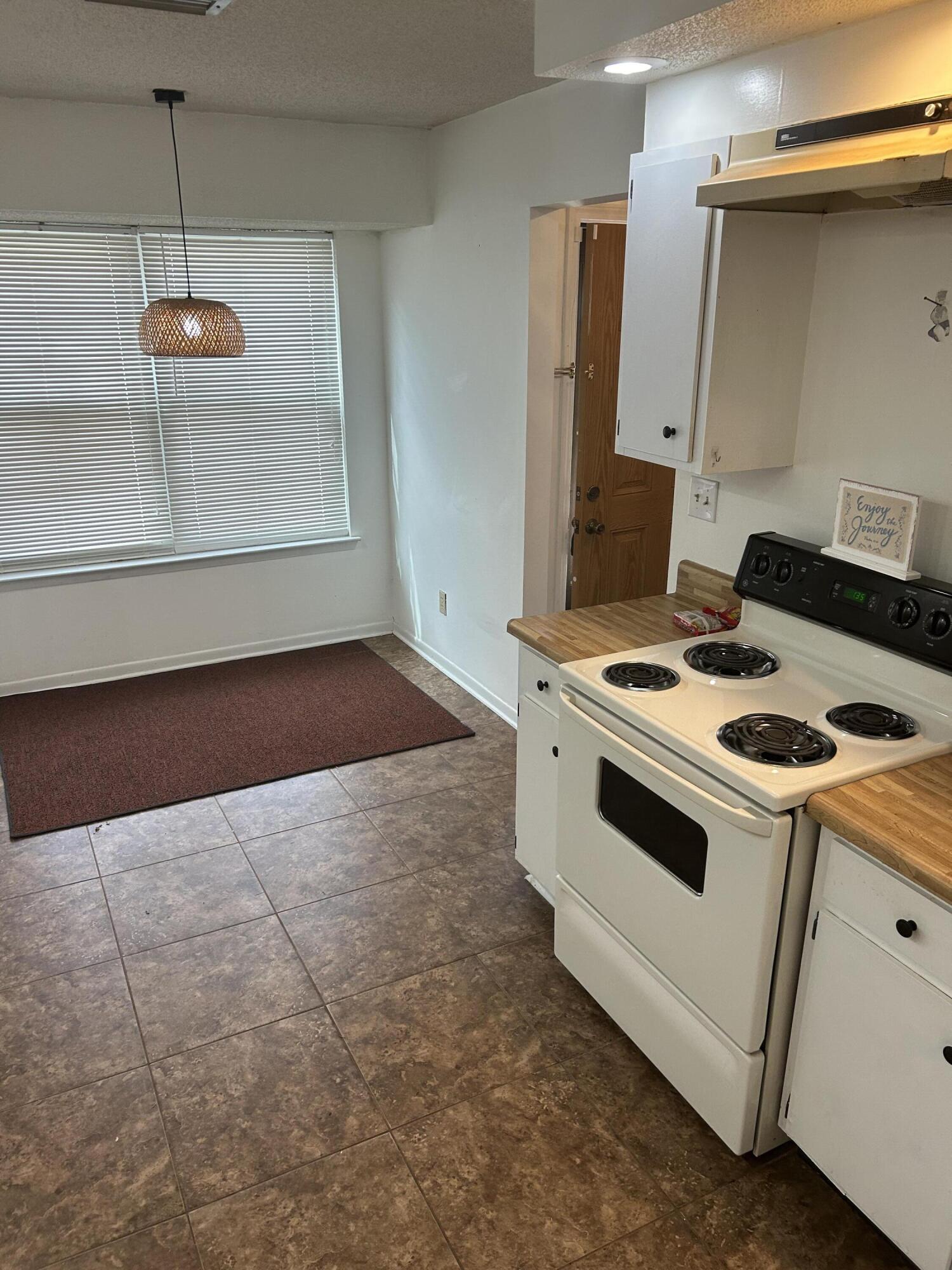 PINE MEADOWS - Residential