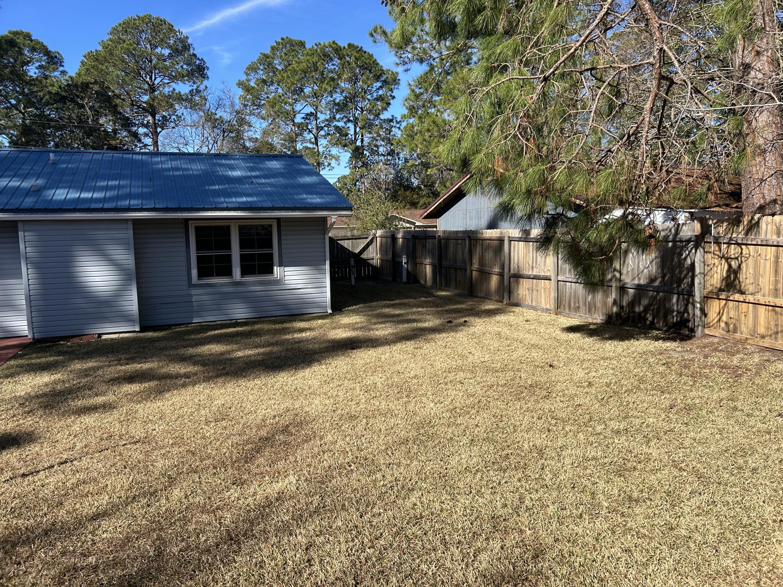 PINE MEADOWS - Residential