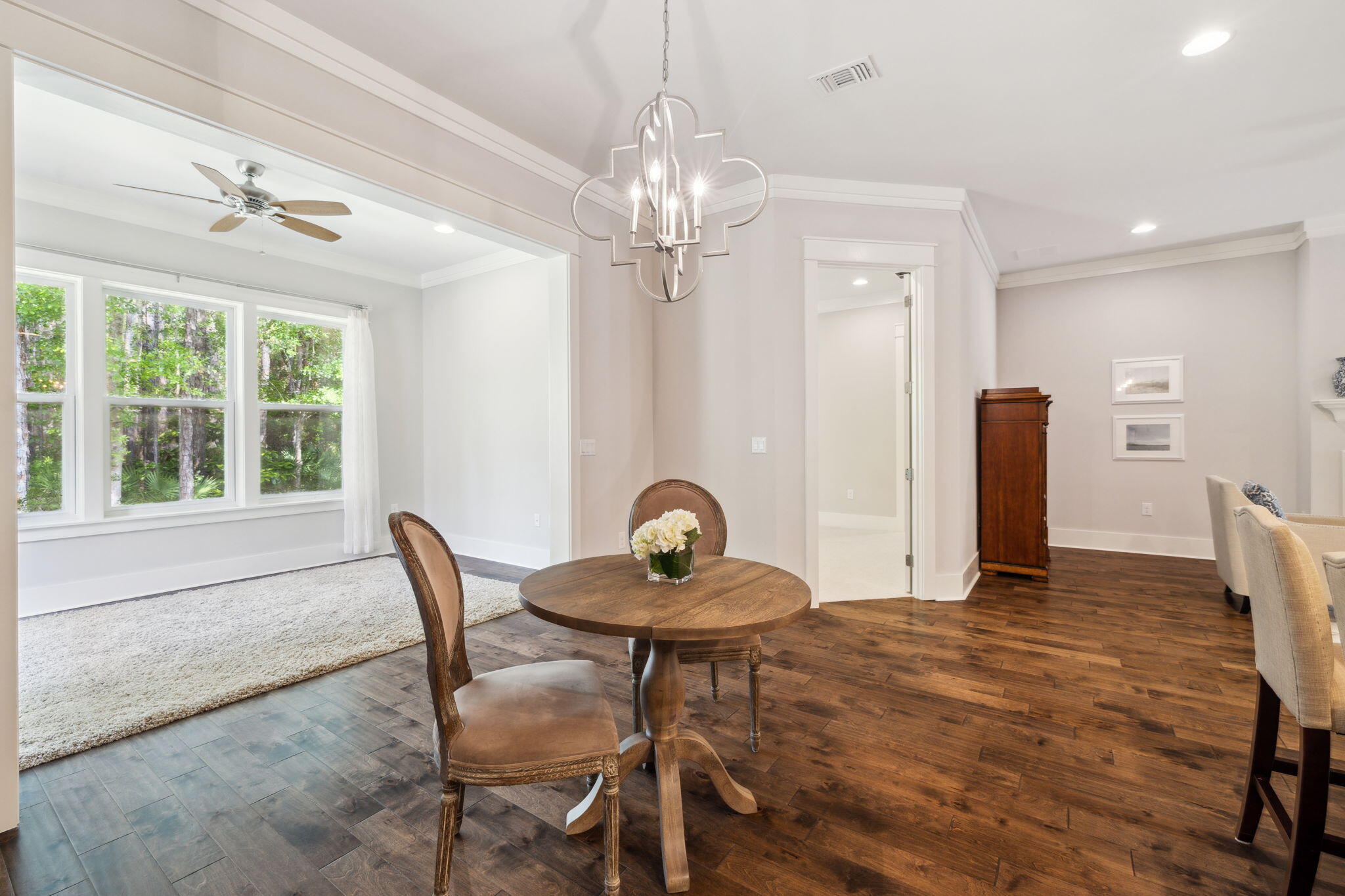 PARADISE COVE - Residential