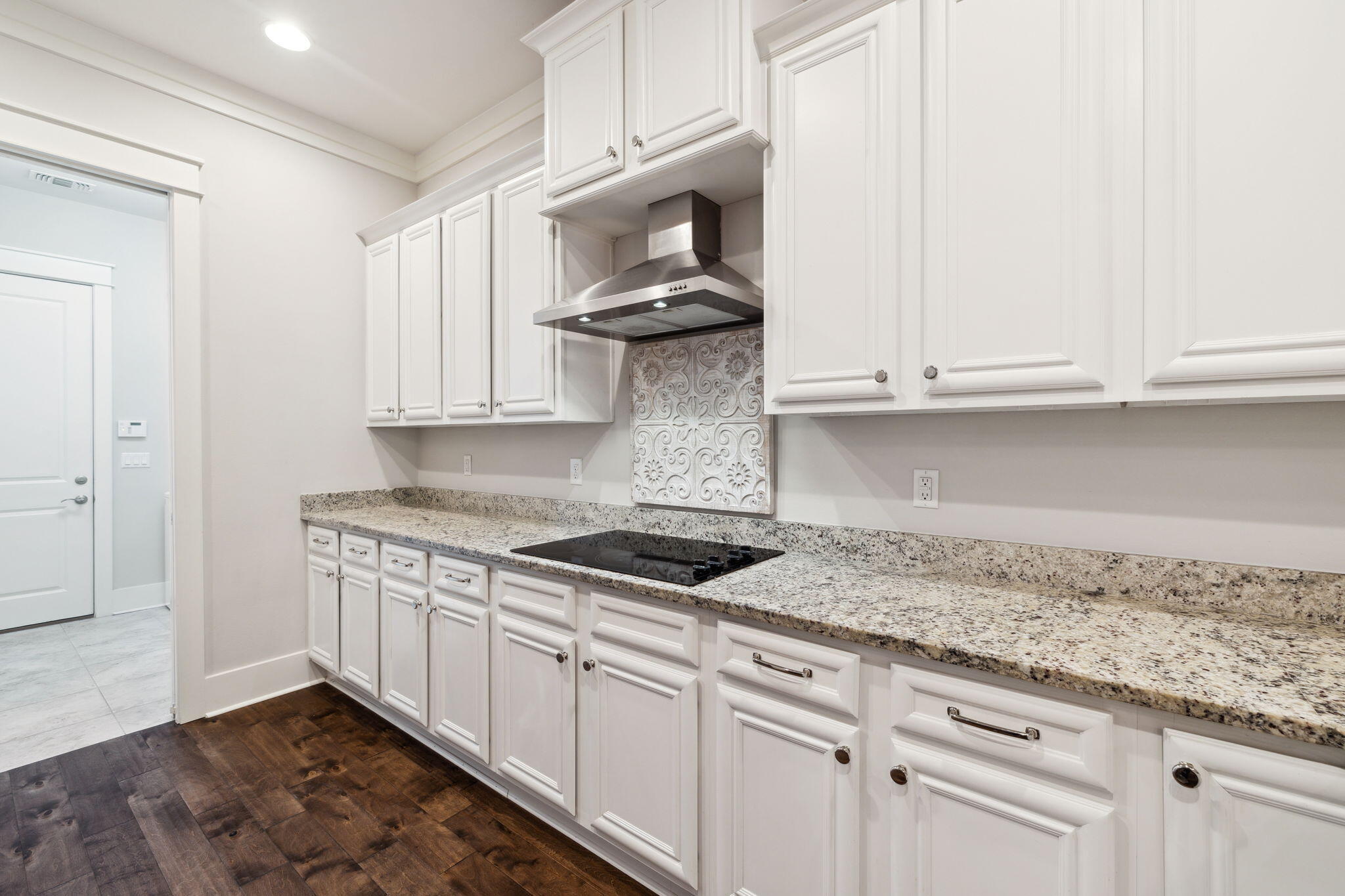 PARADISE COVE - Residential