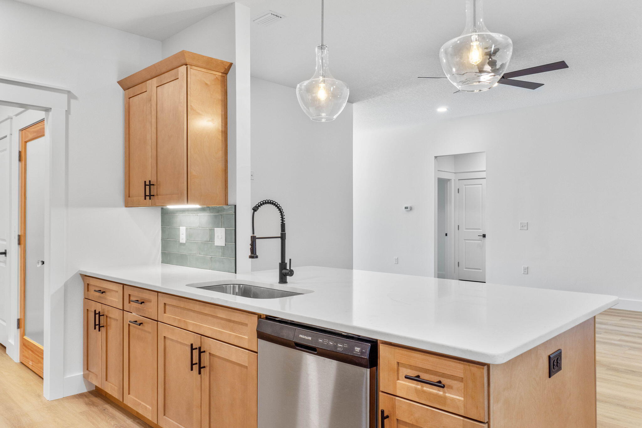 EAST BAY HEIGHTS - Residential