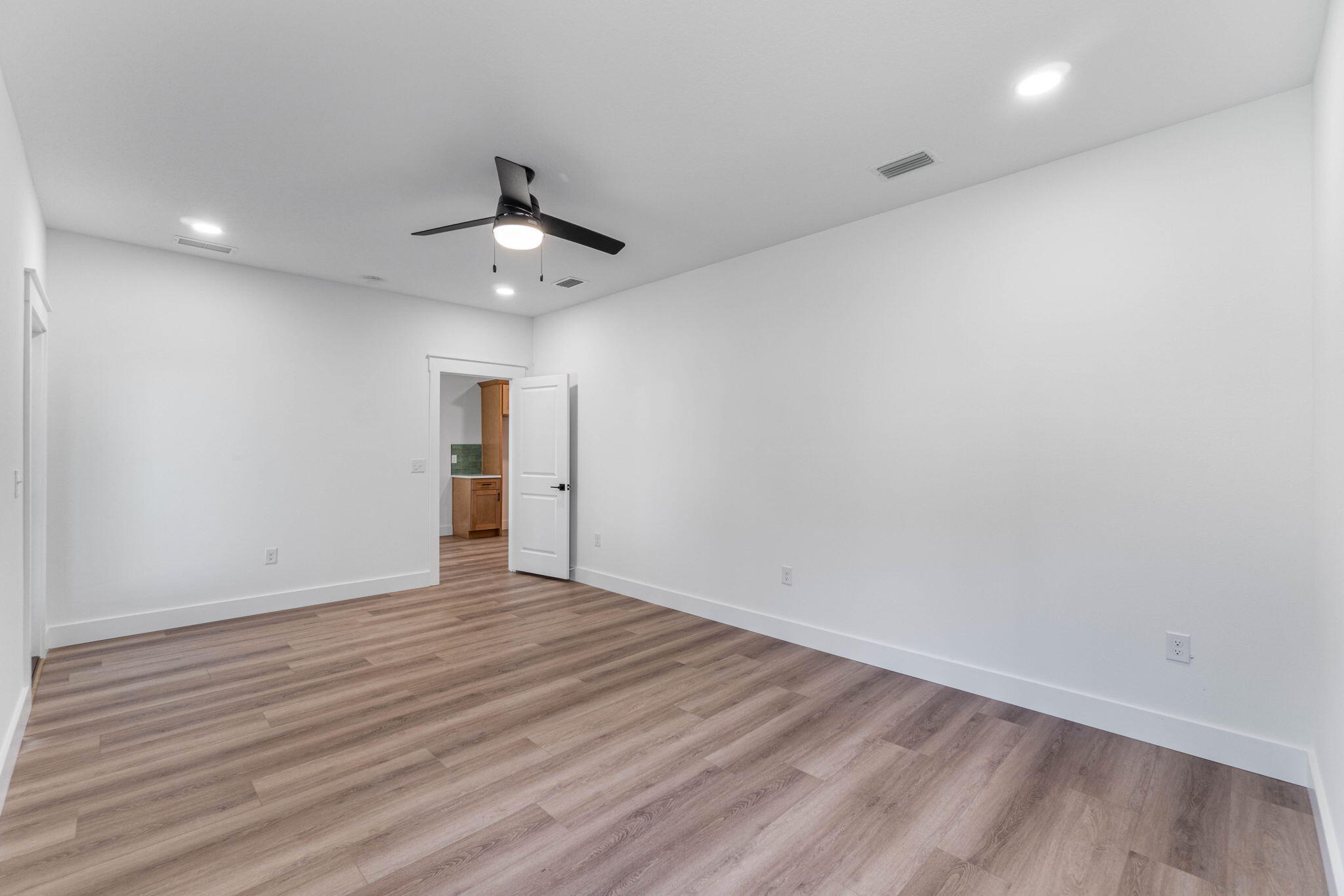 EAST BAY HEIGHTS - Residential