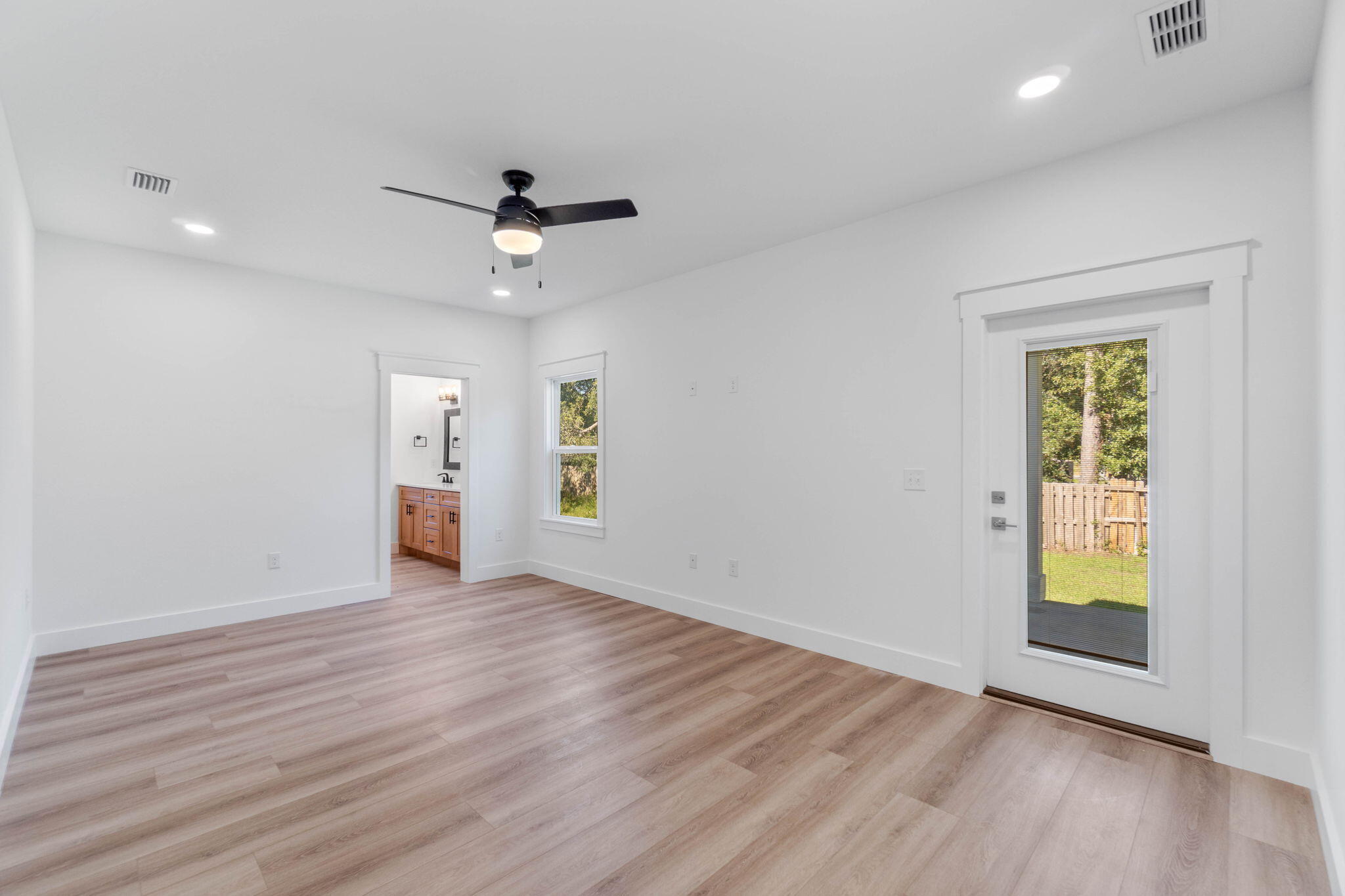 EAST BAY HEIGHTS - Residential