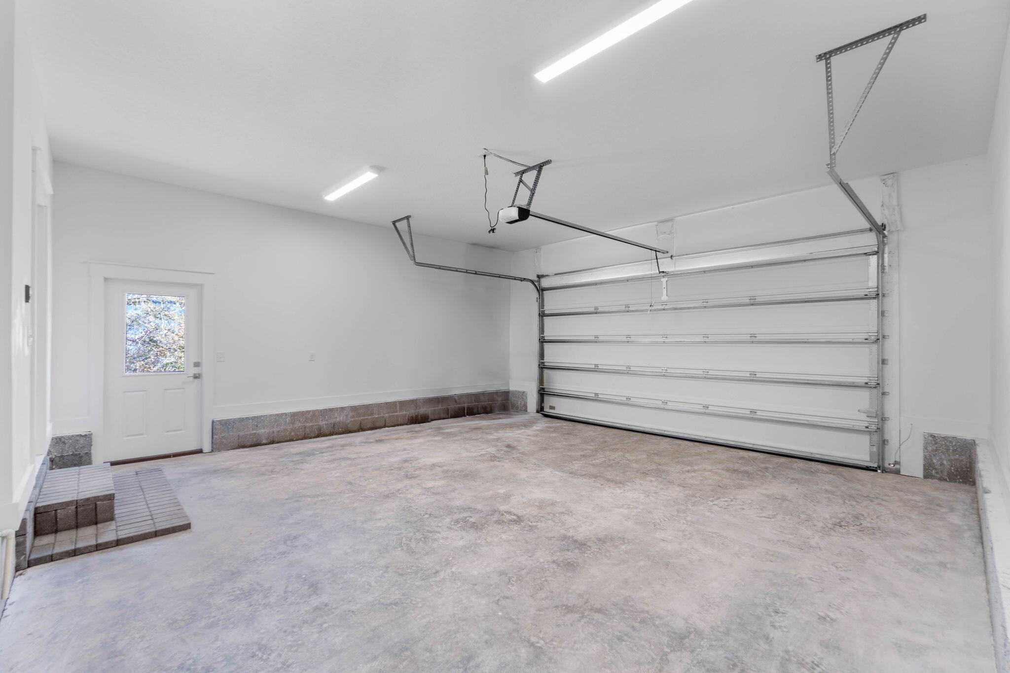 EAST BAY HEIGHTS - Residential