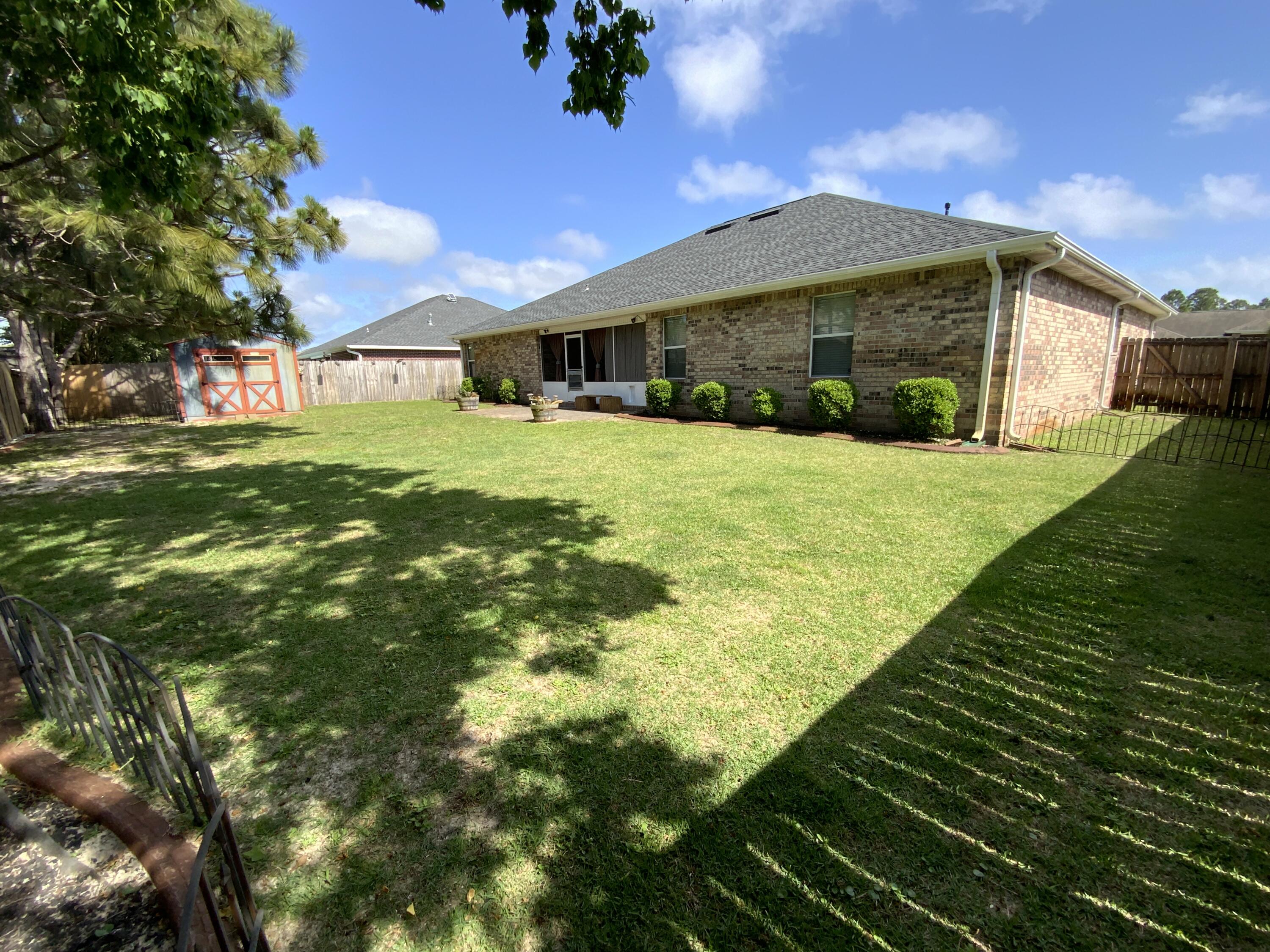 THE MEADOWS - Residential