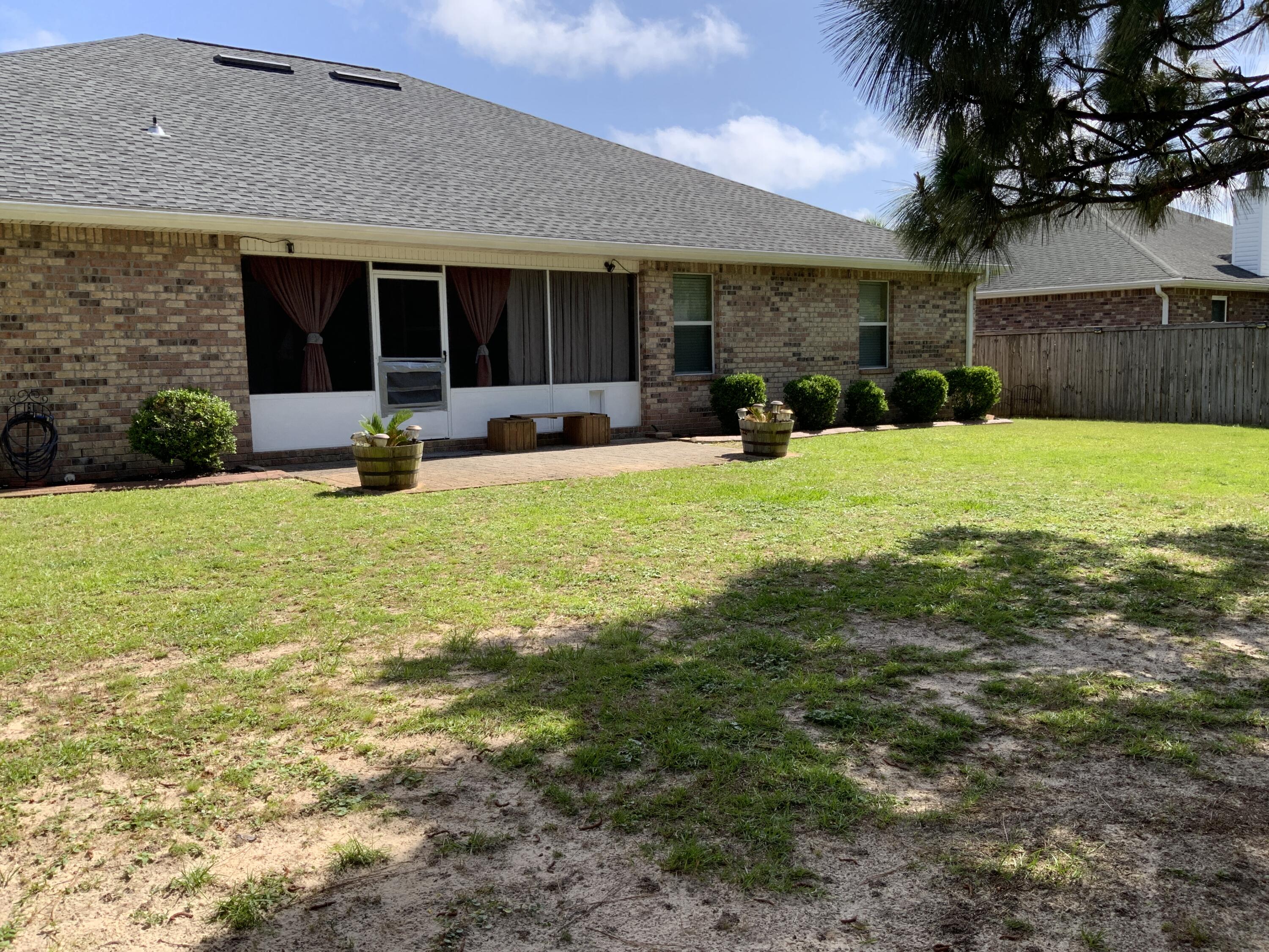 THE MEADOWS - Residential