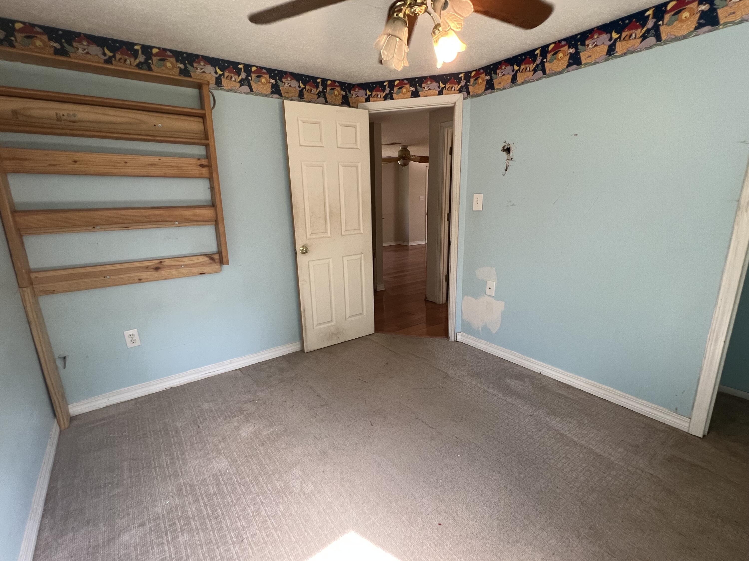 FLORIDA TOWN HEIGHTS - Residential