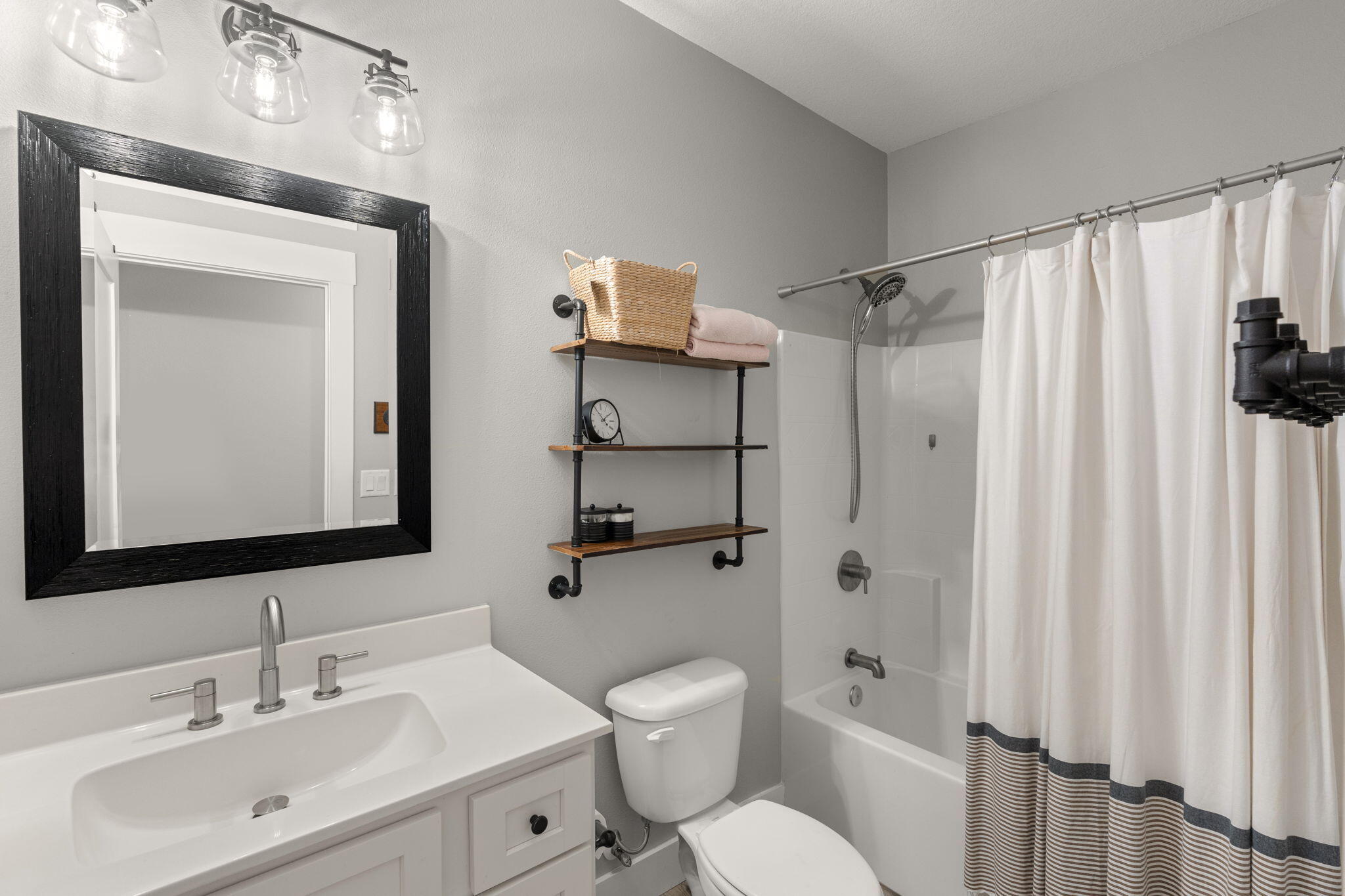 NORTHERN PINES S/D - Residential