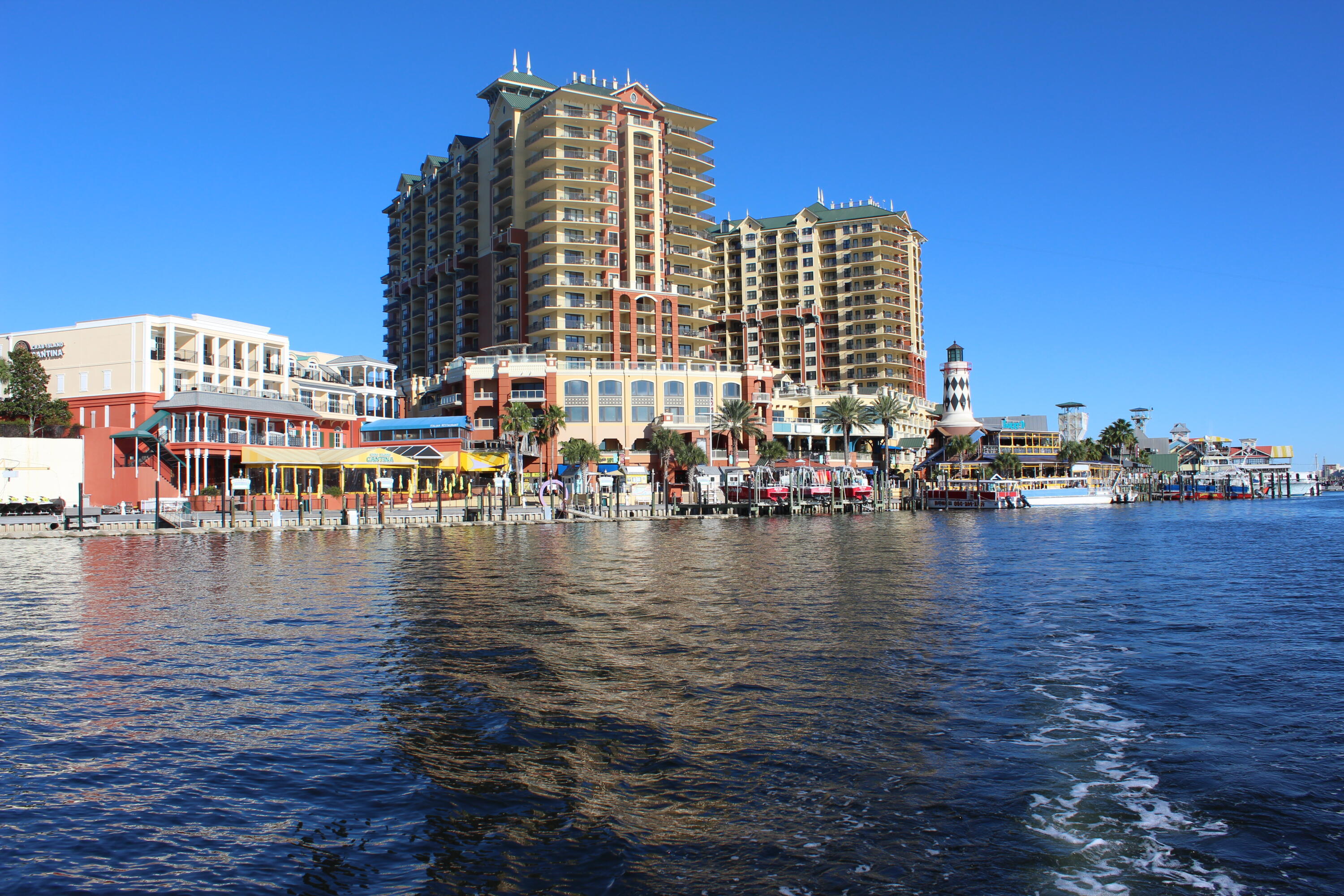 EMERALD GRANDE - Residential