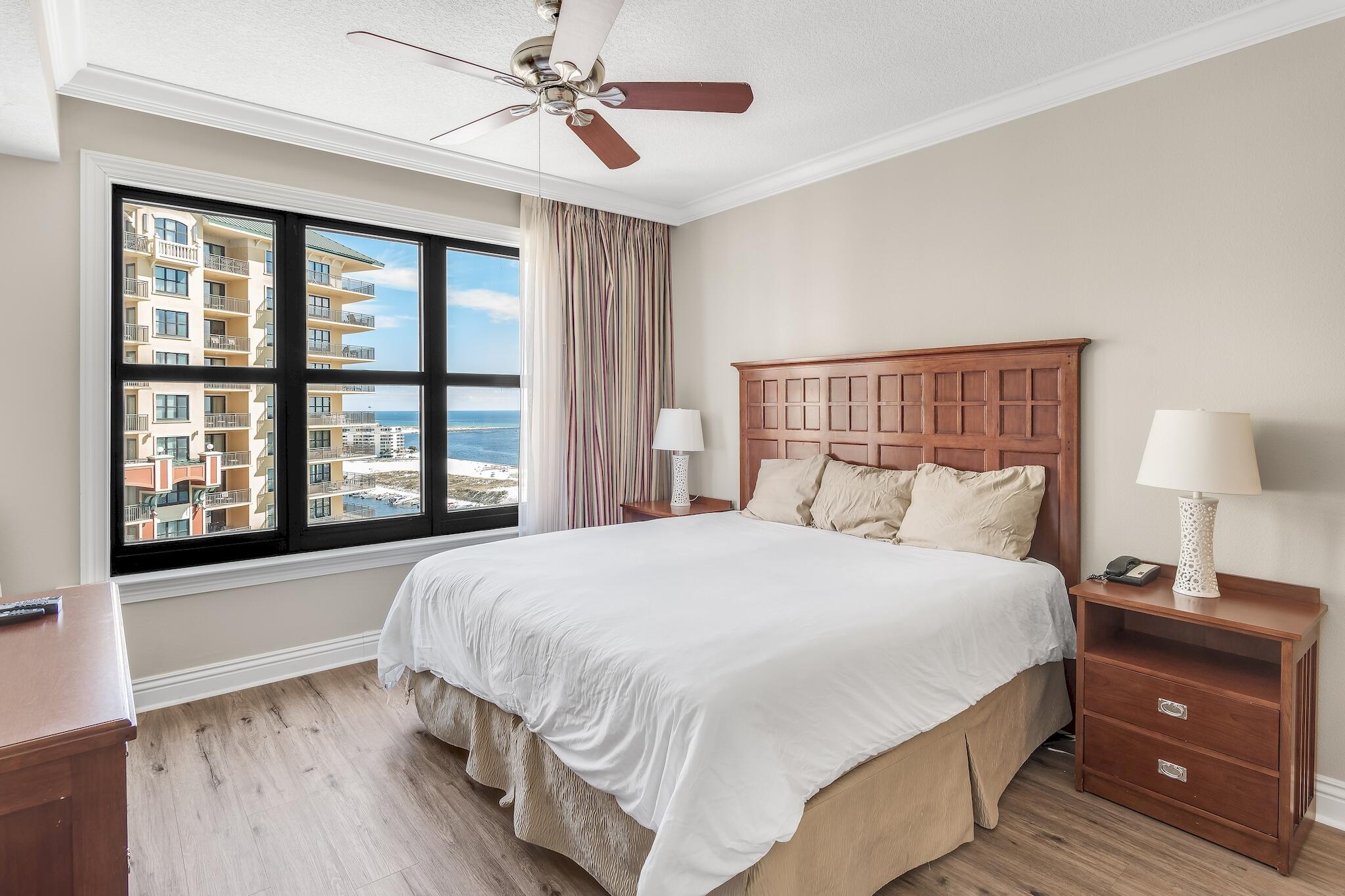 EMERALD GRANDE - Residential