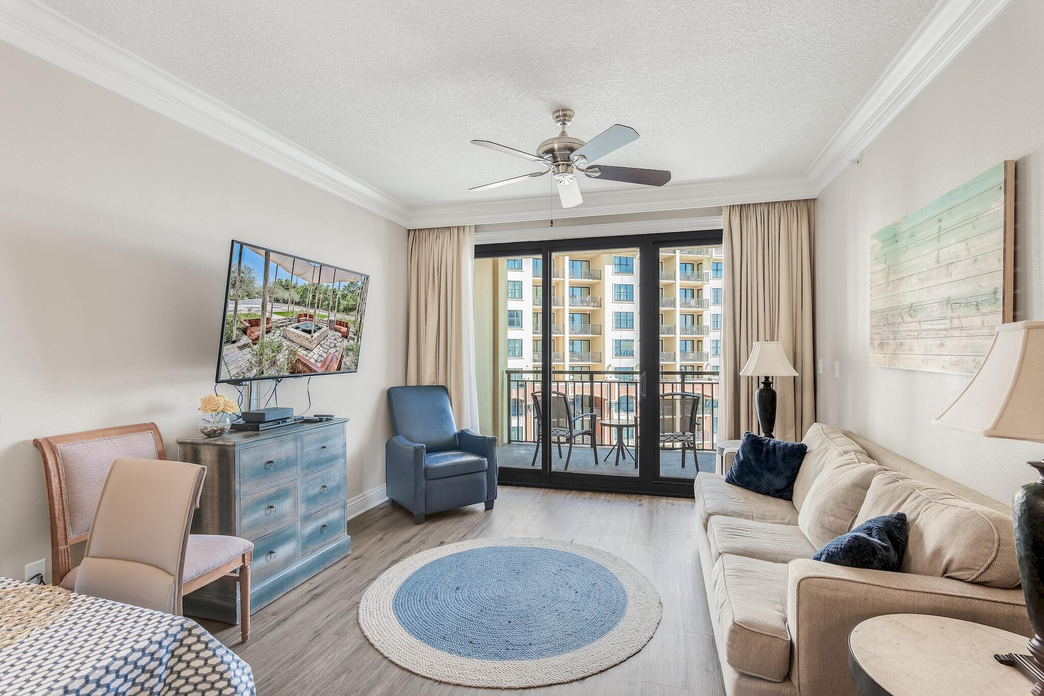 EMERALD GRANDE - Residential