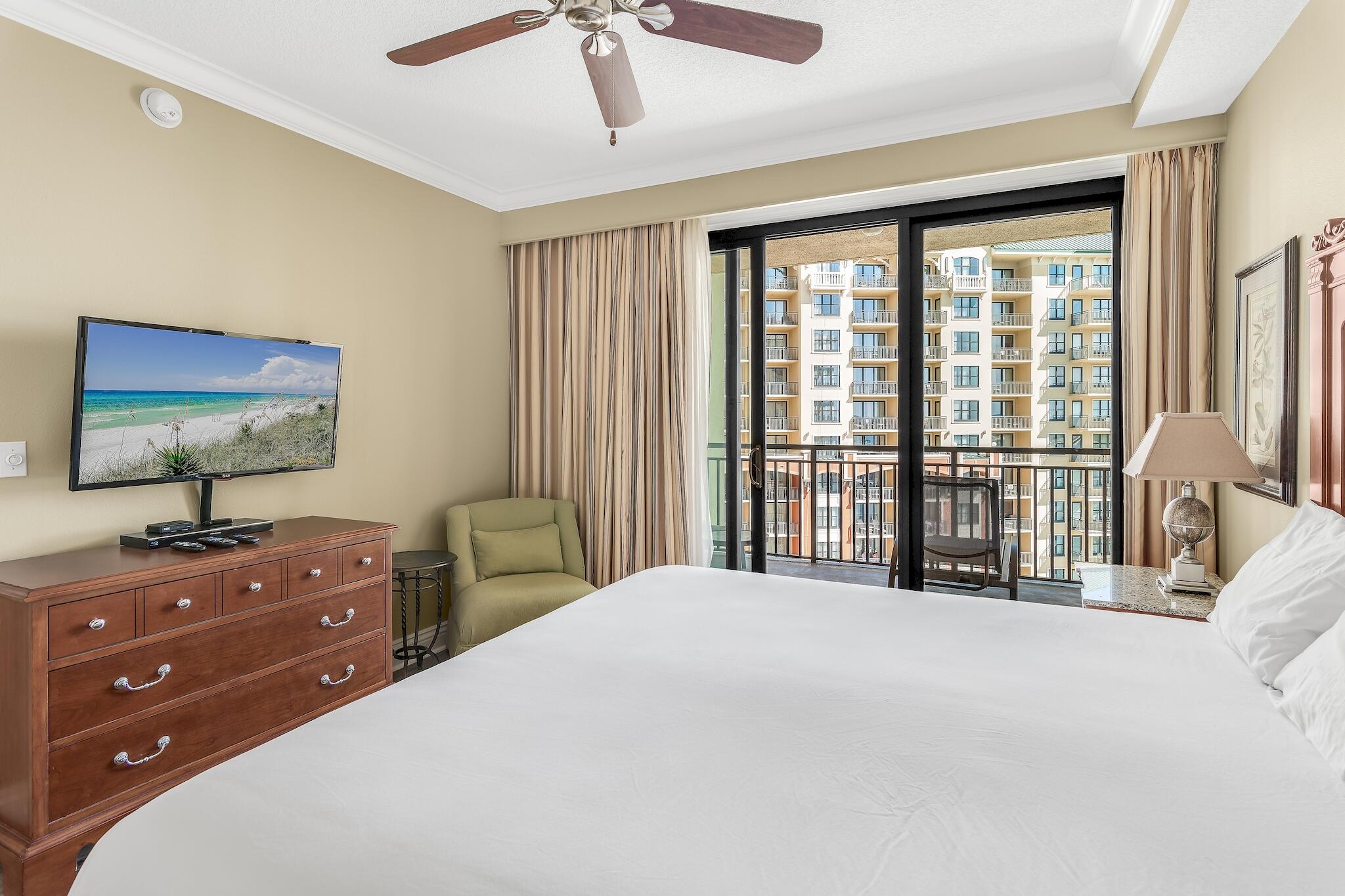 EMERALD GRANDE - Residential