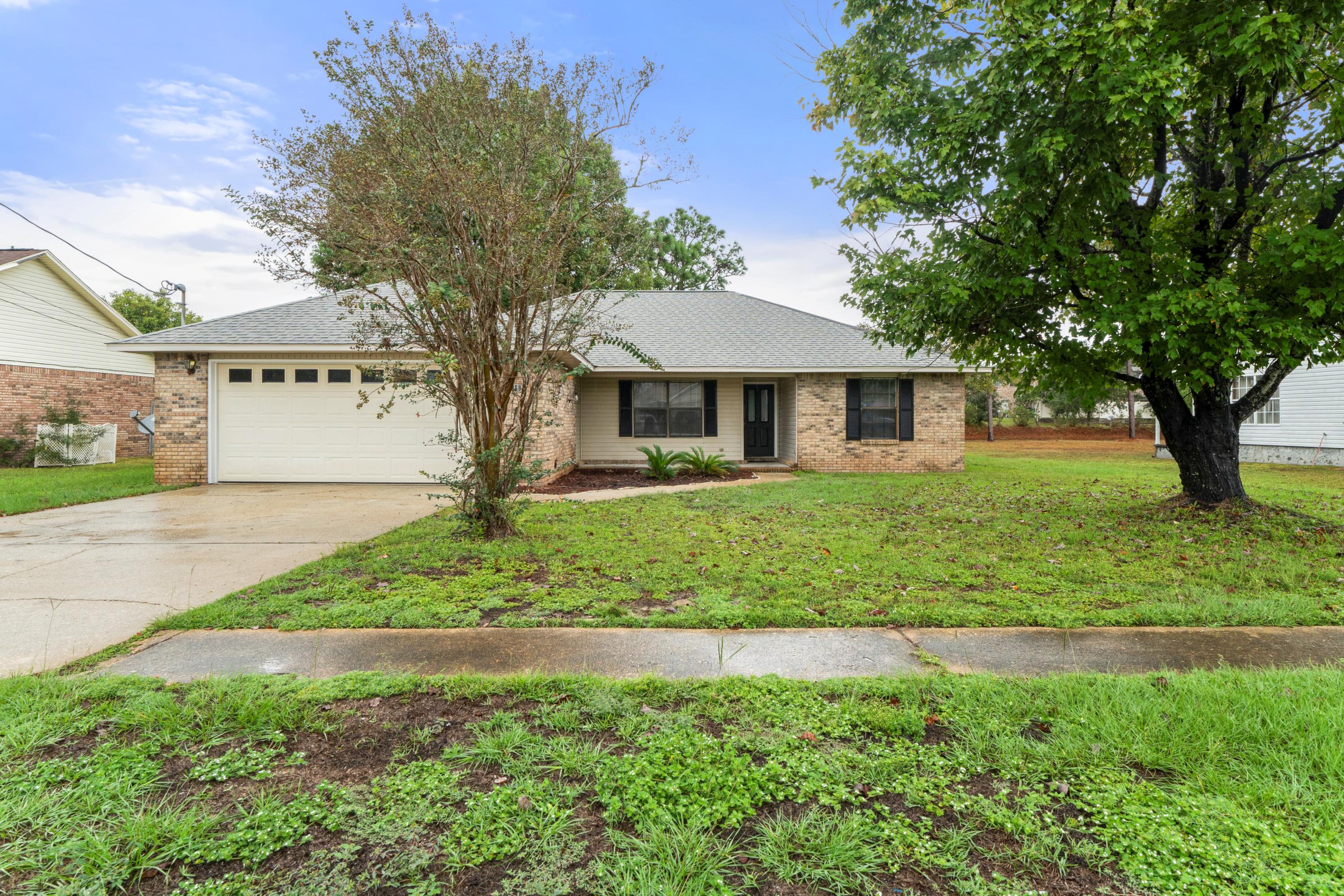 JACKSON TRAIL - Residential