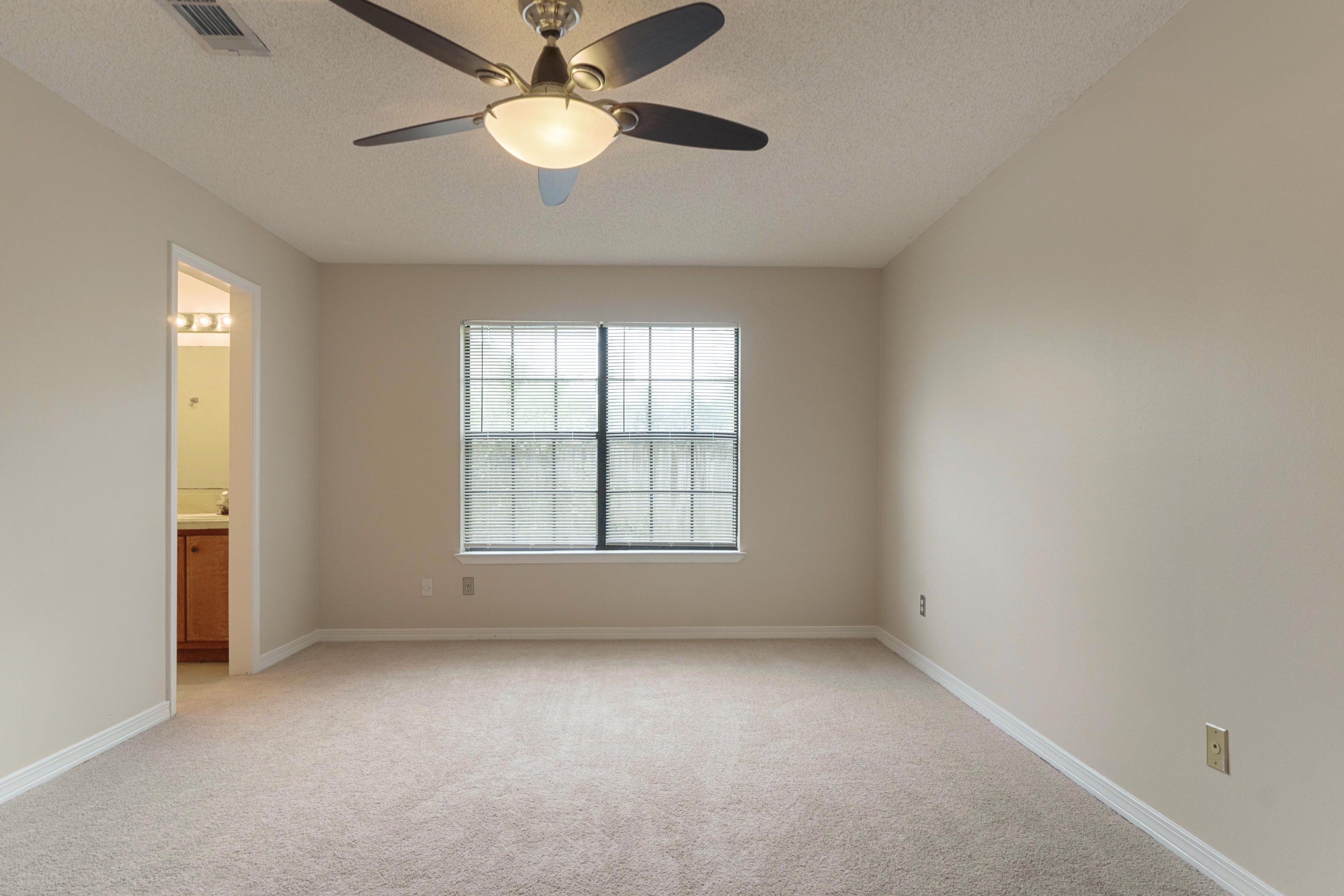 JACKSON TRAIL - Residential