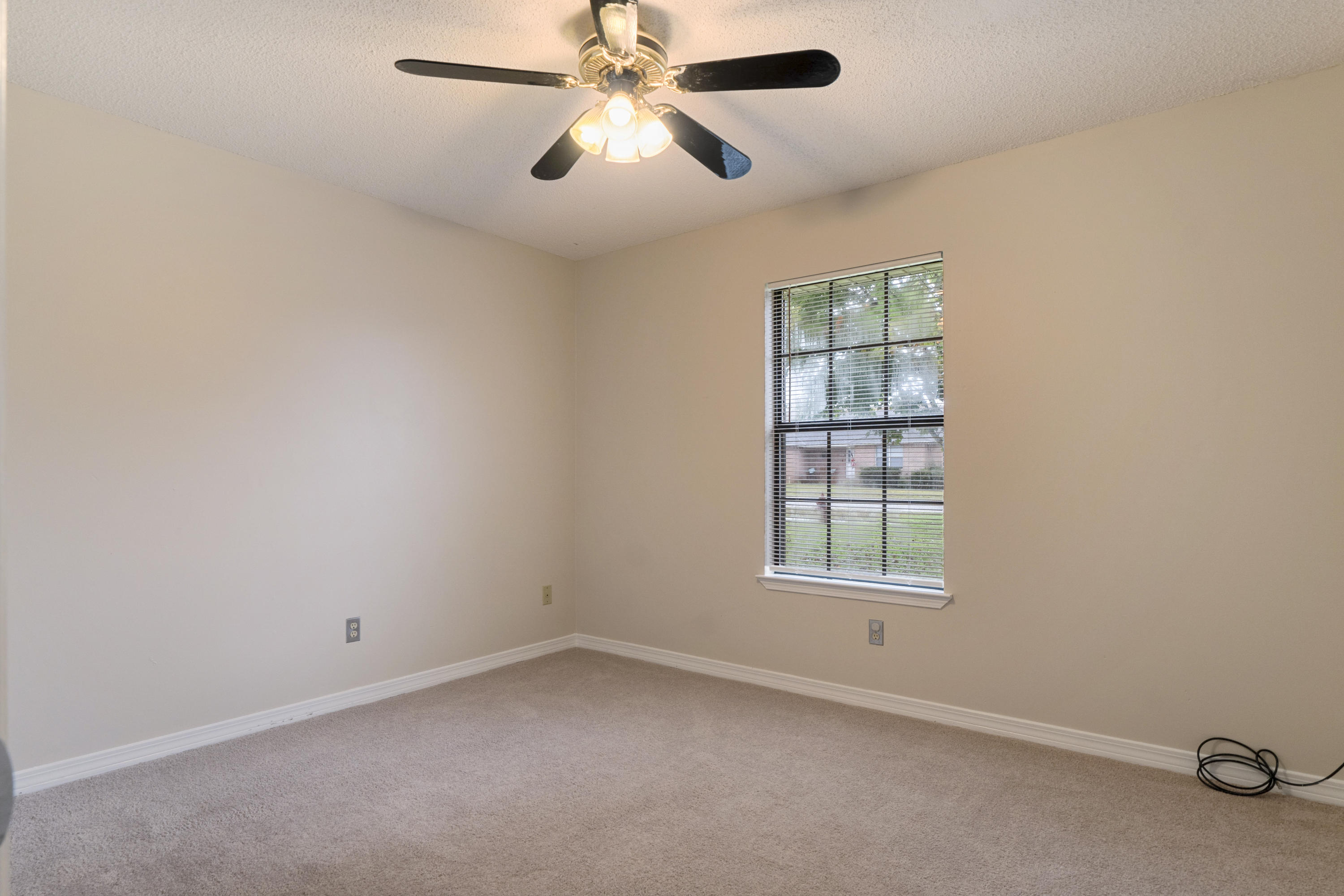 JACKSON TRAIL - Residential