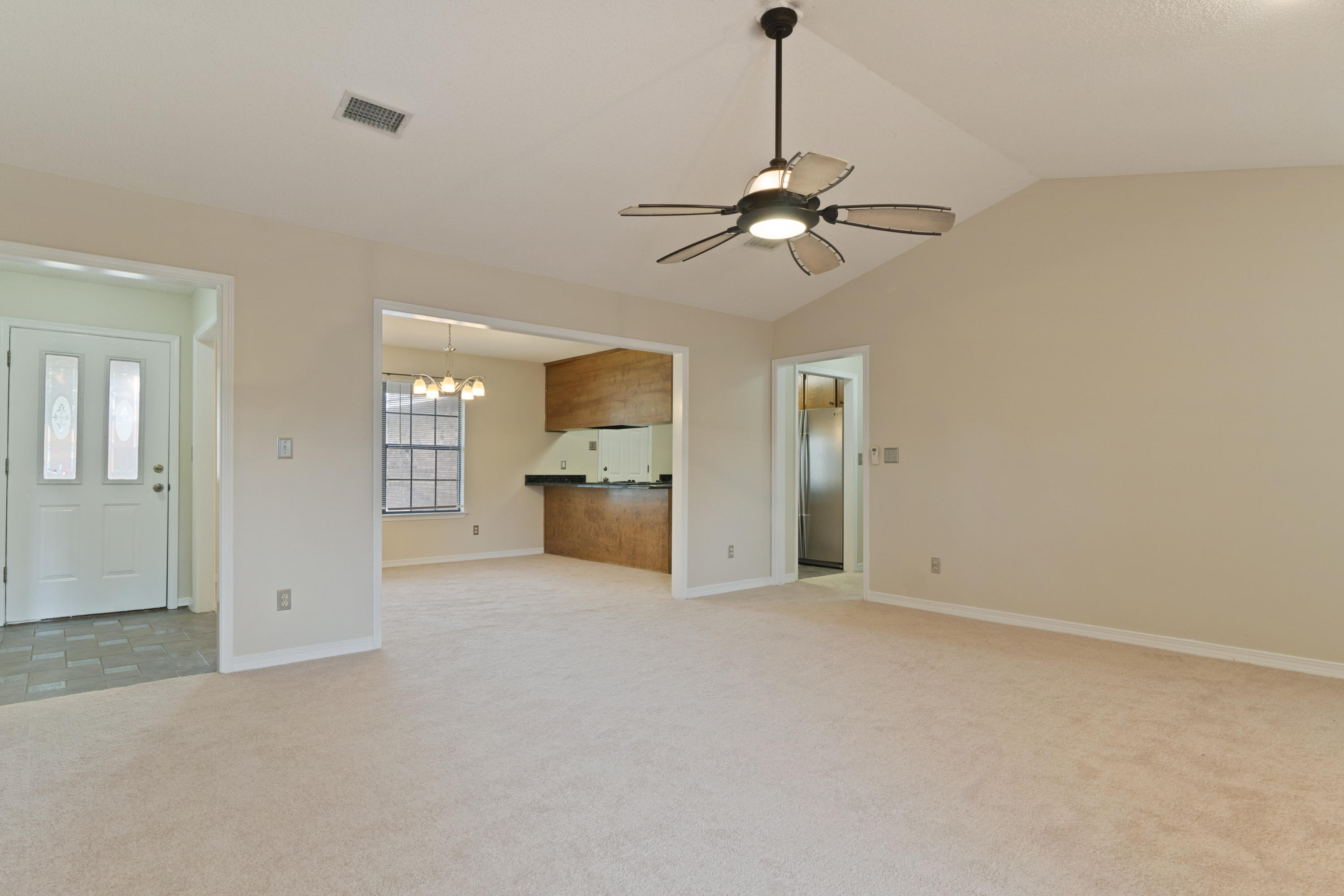 JACKSON TRAIL - Residential