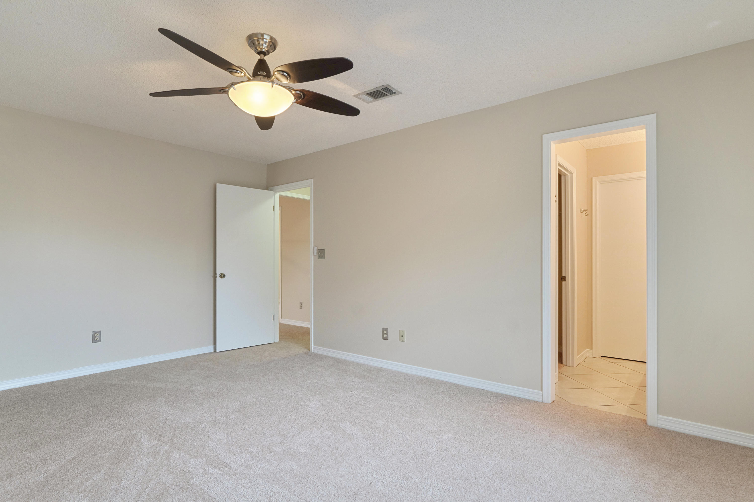 JACKSON TRAIL - Residential