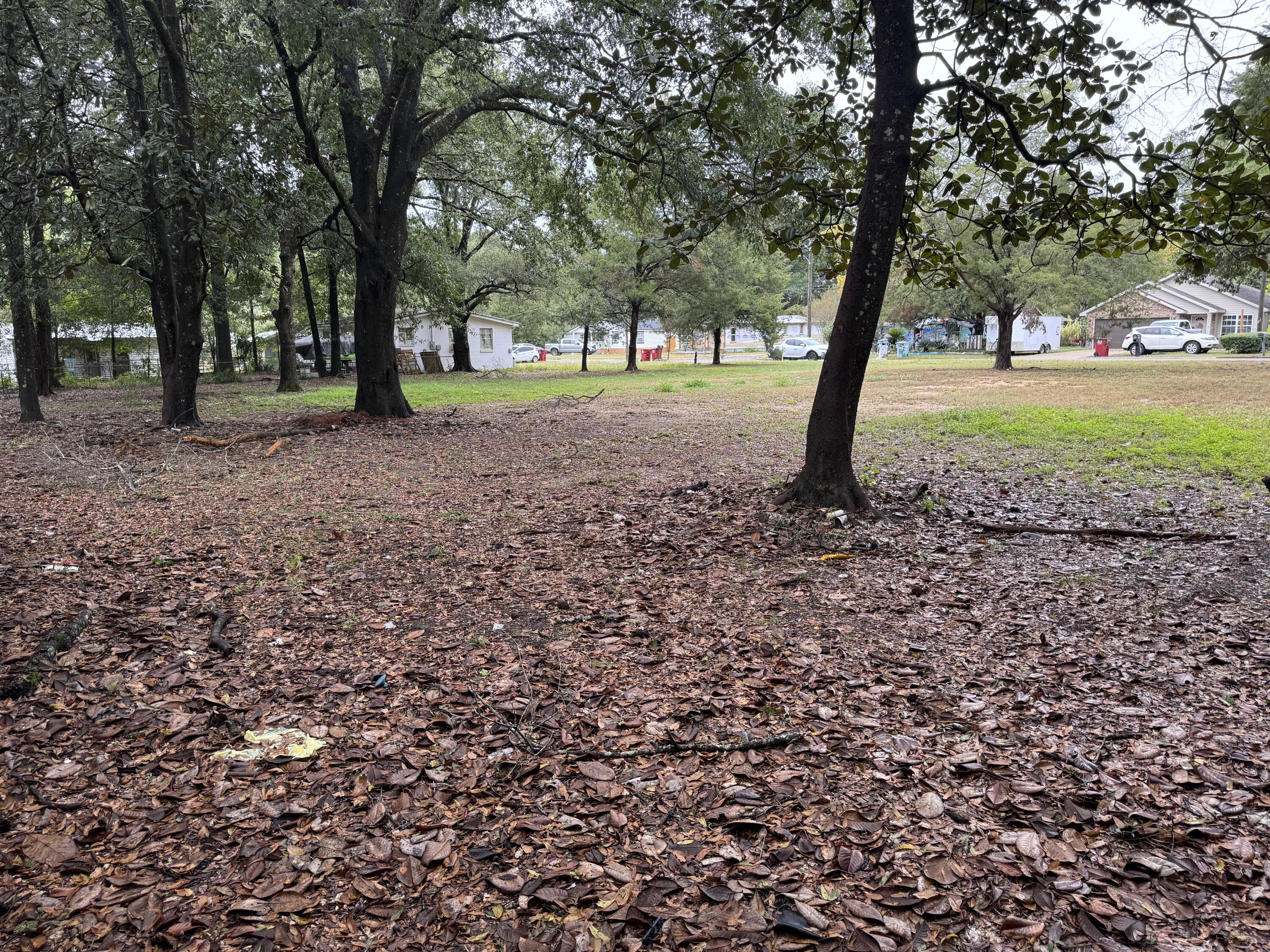 EDNEYS 2ND ADDN - Land