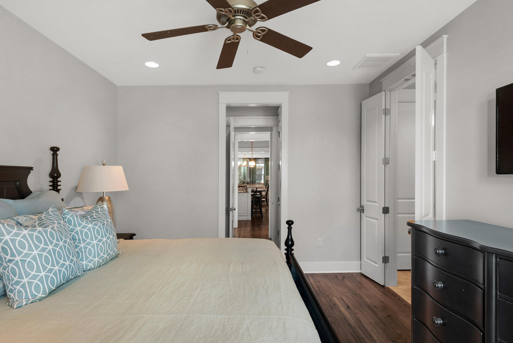 WATERCOLOR - Residential