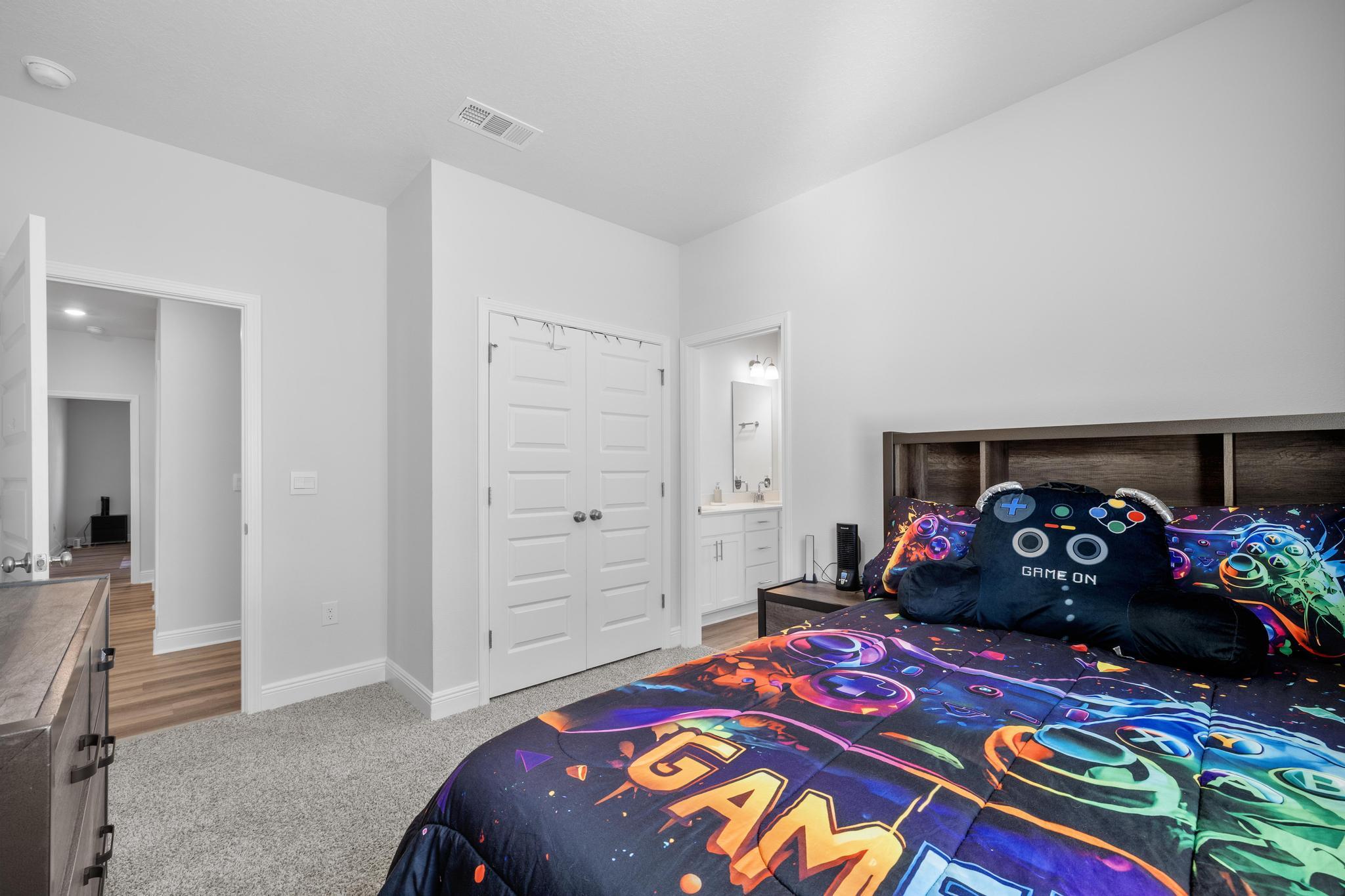 PLANTATION WOODS - Residential